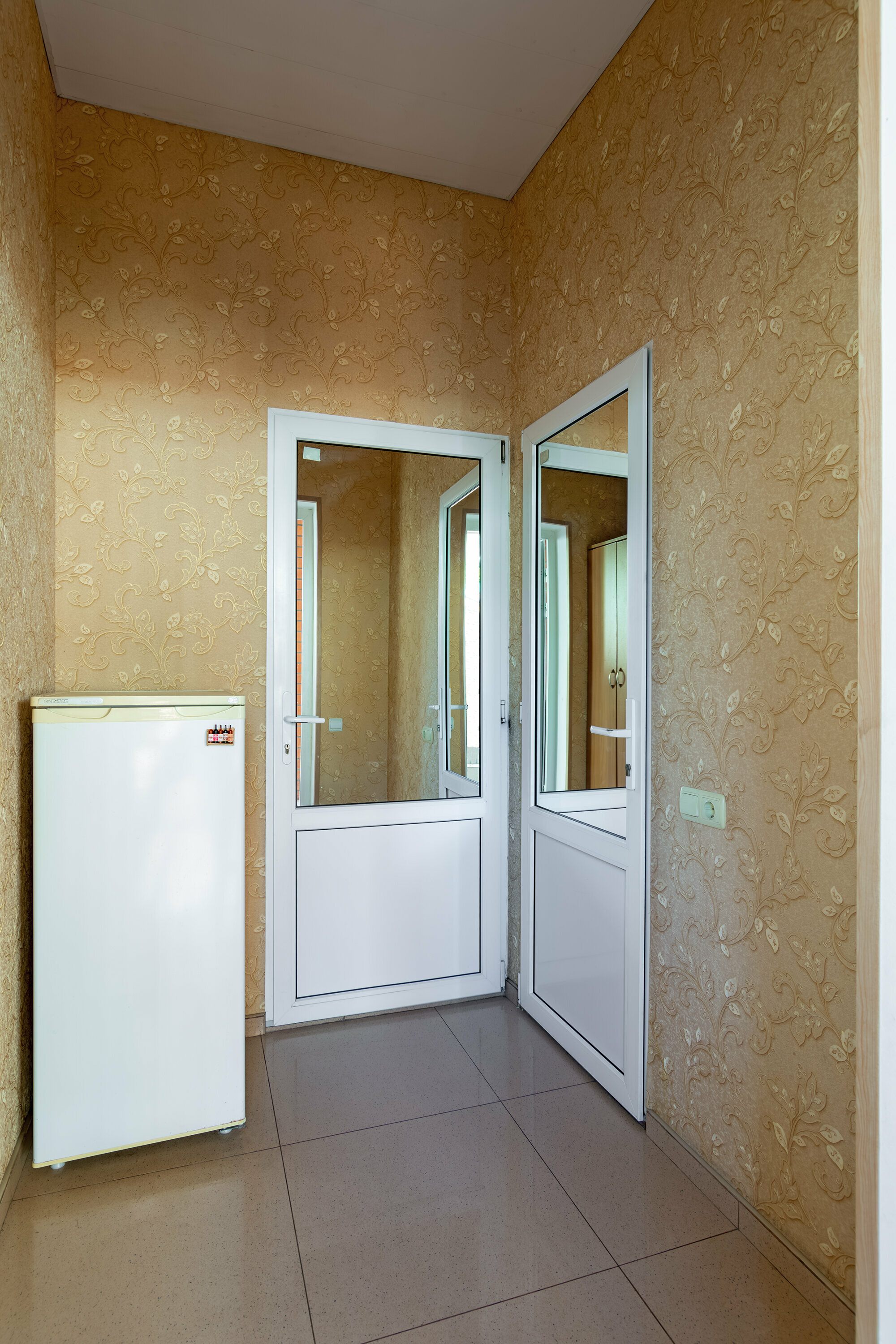 Трехместный номер с балконом