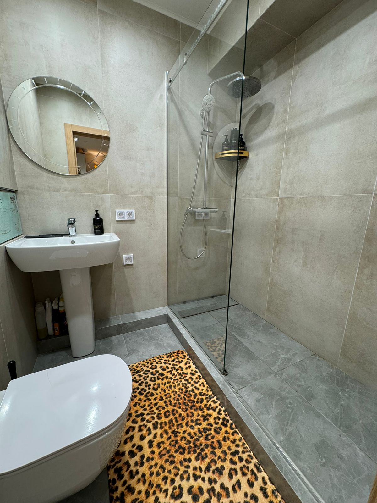 Улучшенный номер с кроватью размера «king-size»