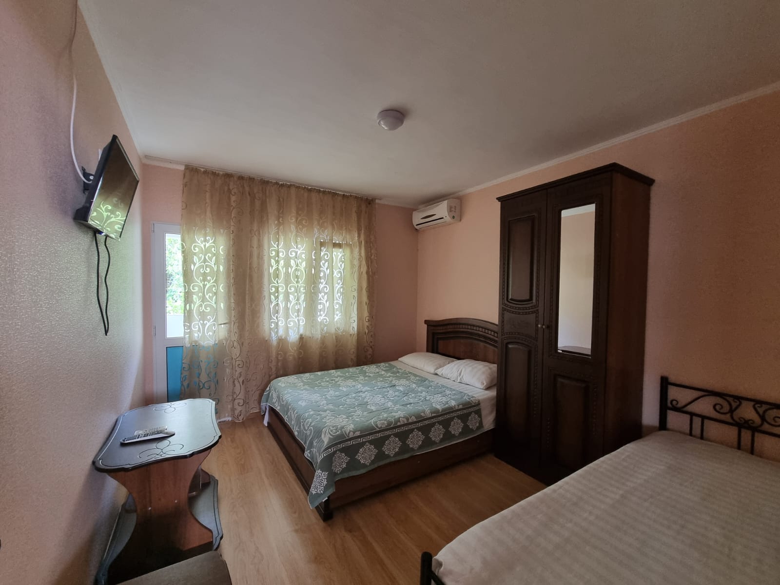 Классический трехместный номер