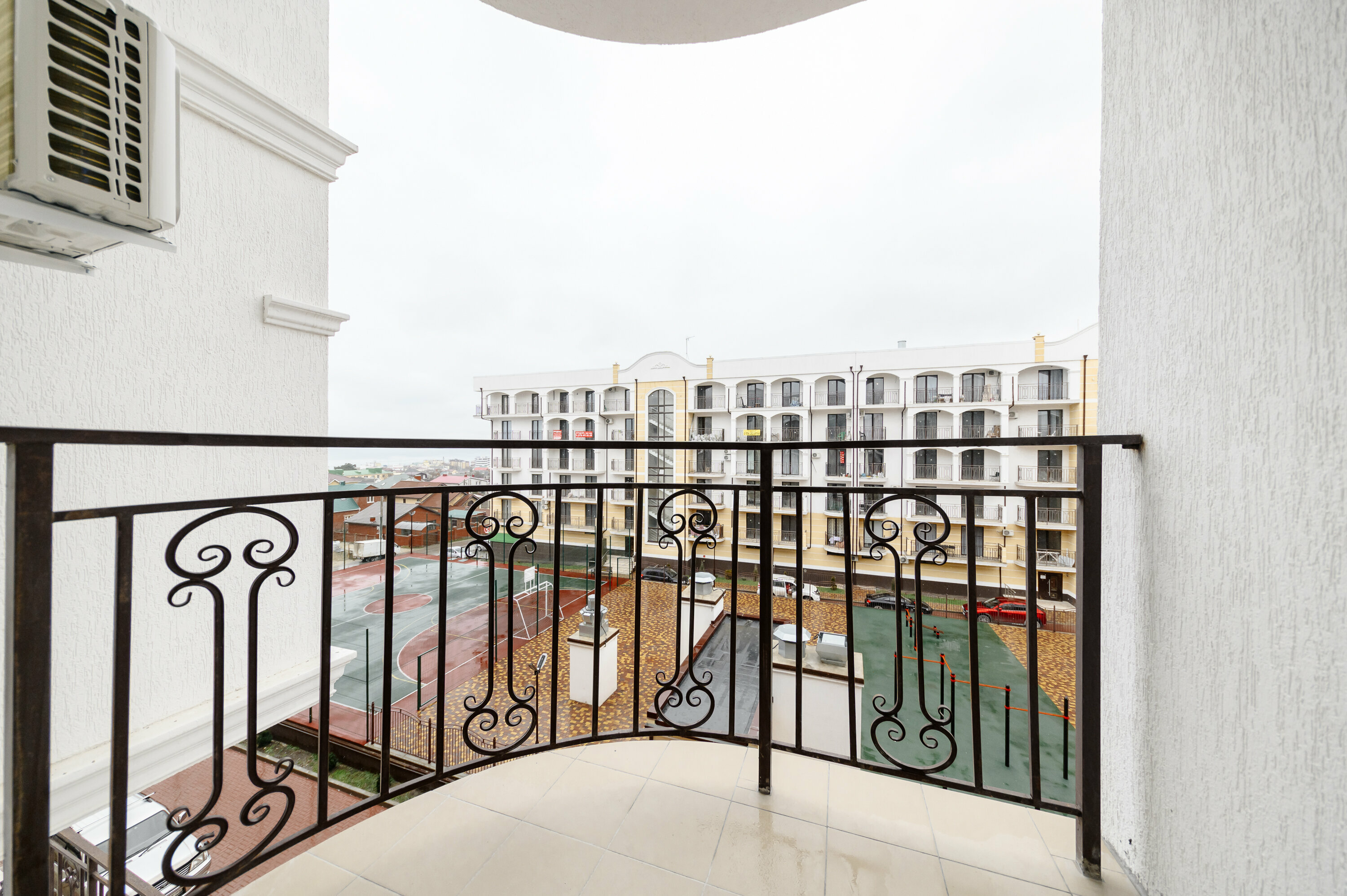 Апартаменты с балконом