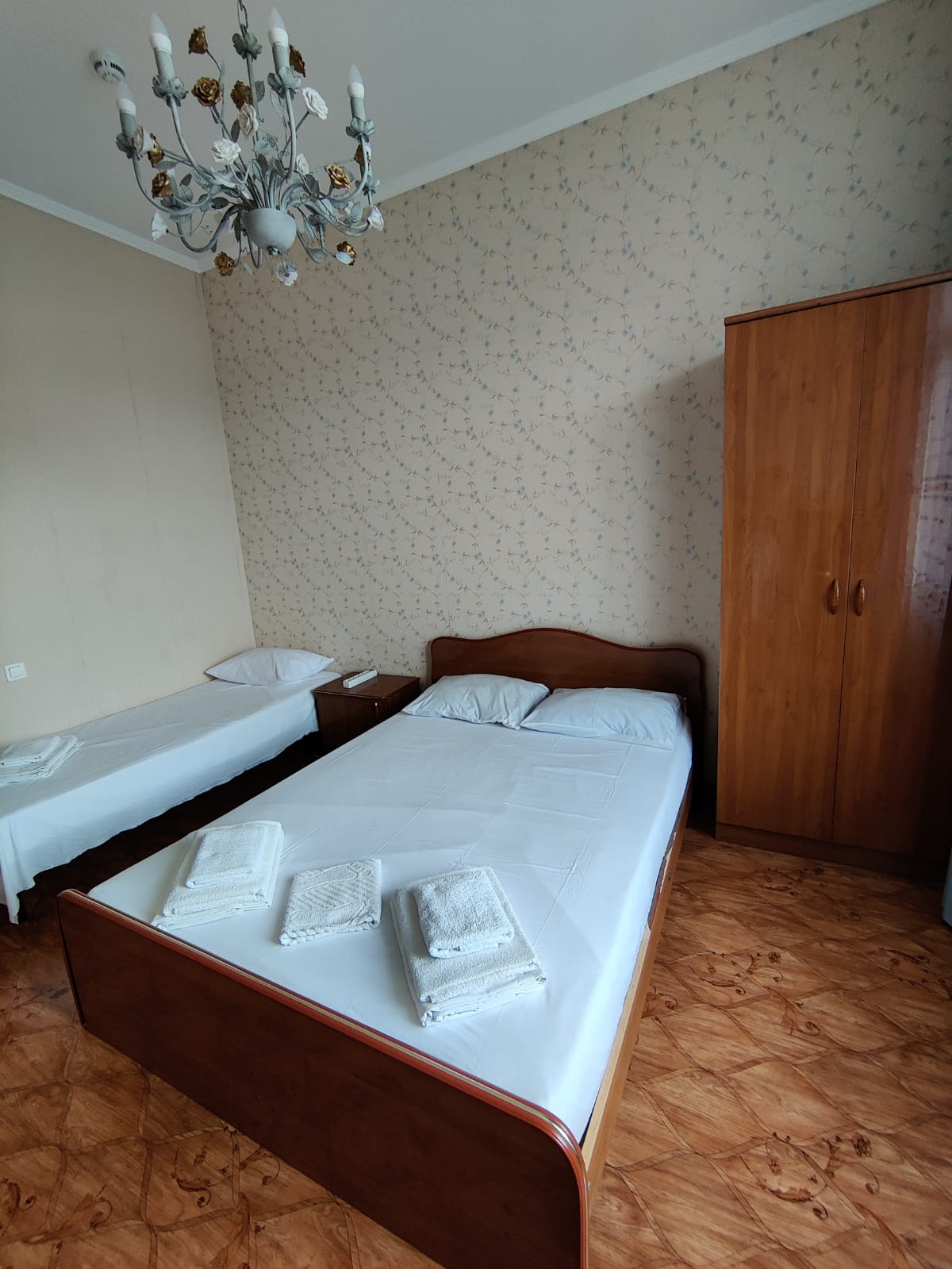 3х-местная с балконом и собственной ванной комнатой