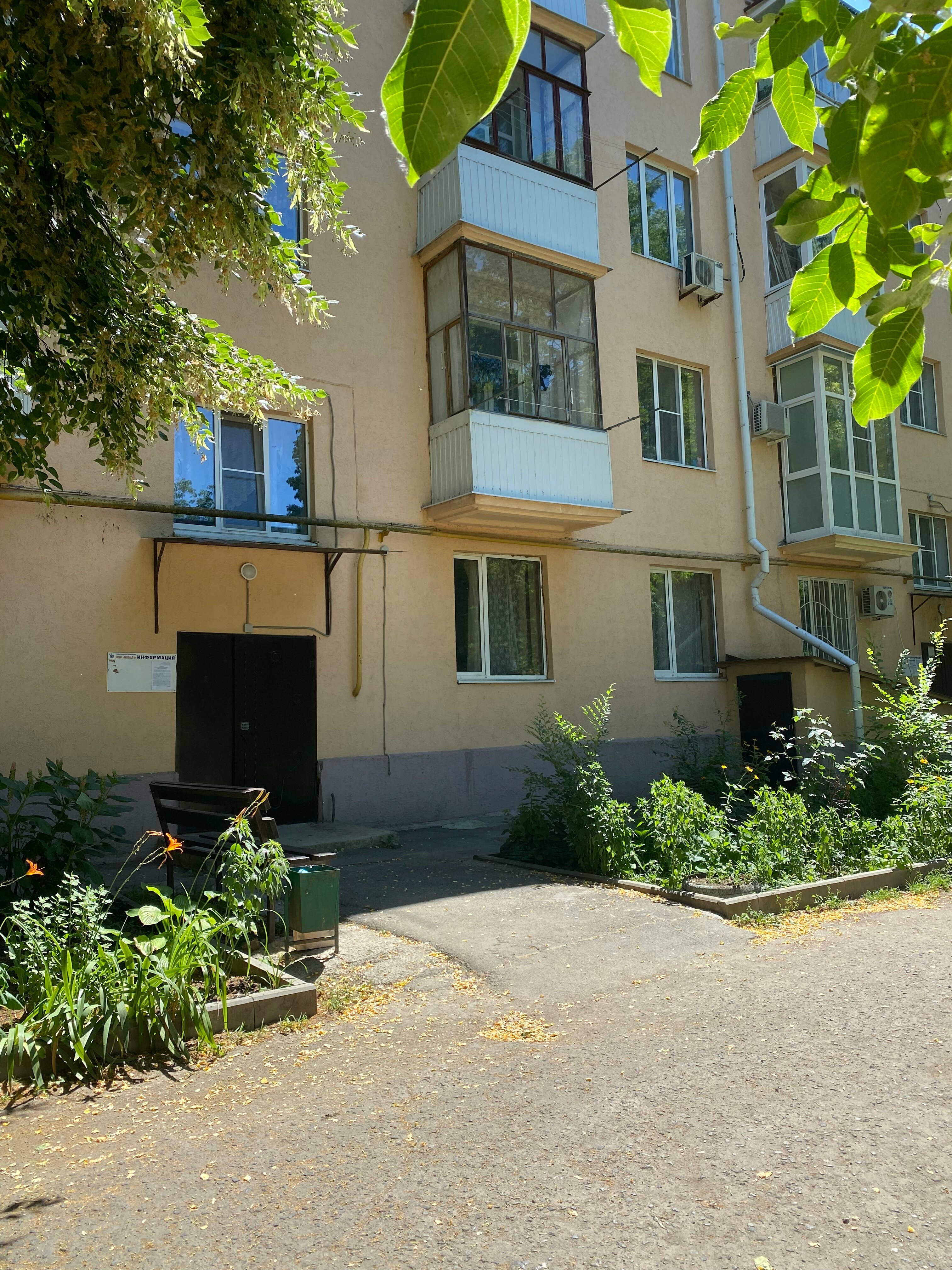 Улучшенный двухместный номер с 2 отдельными кроватями