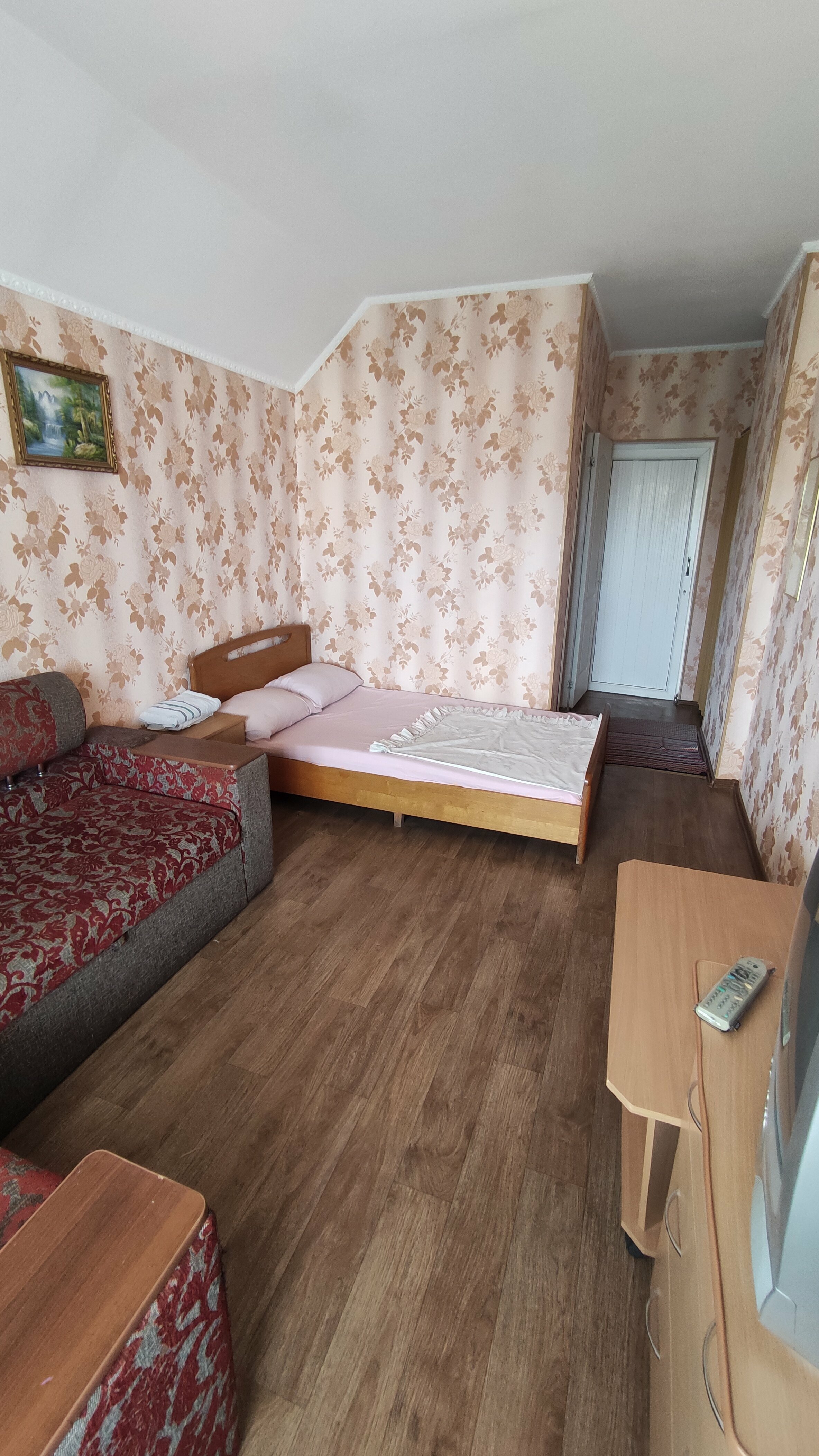 Четырехместный номер с балконом