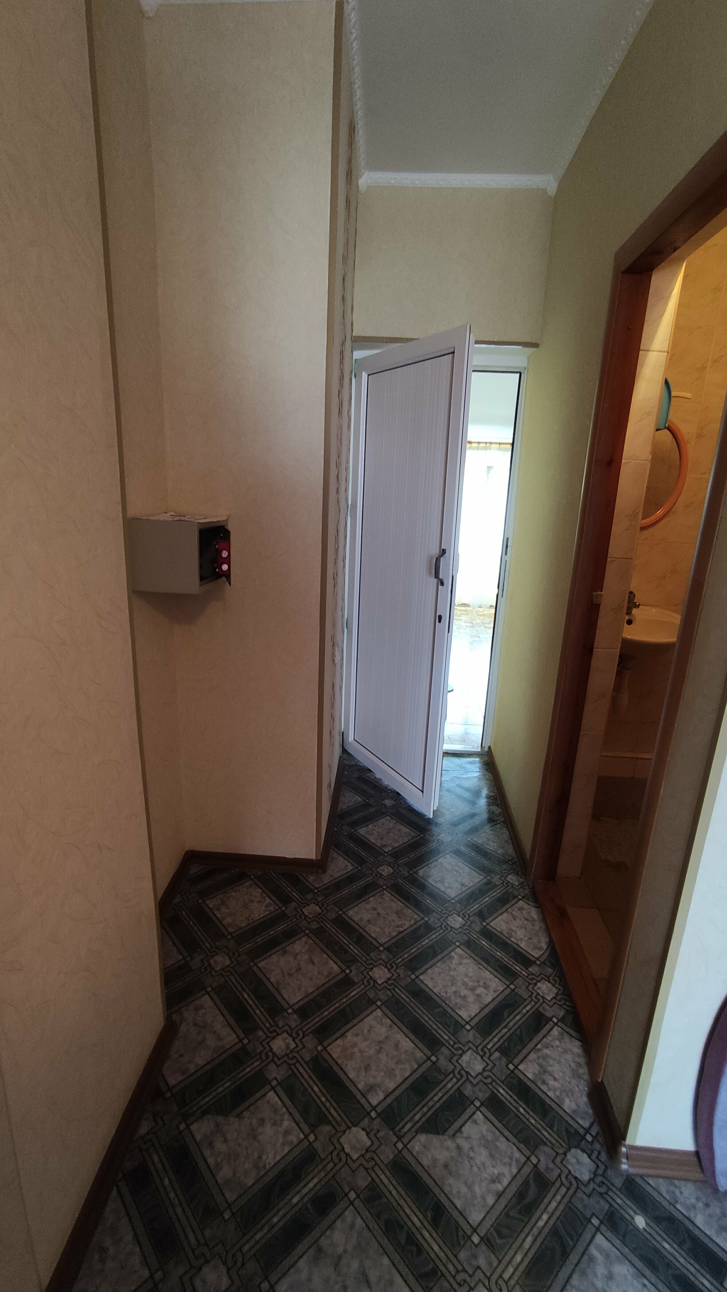 Трехместный номер с балконом