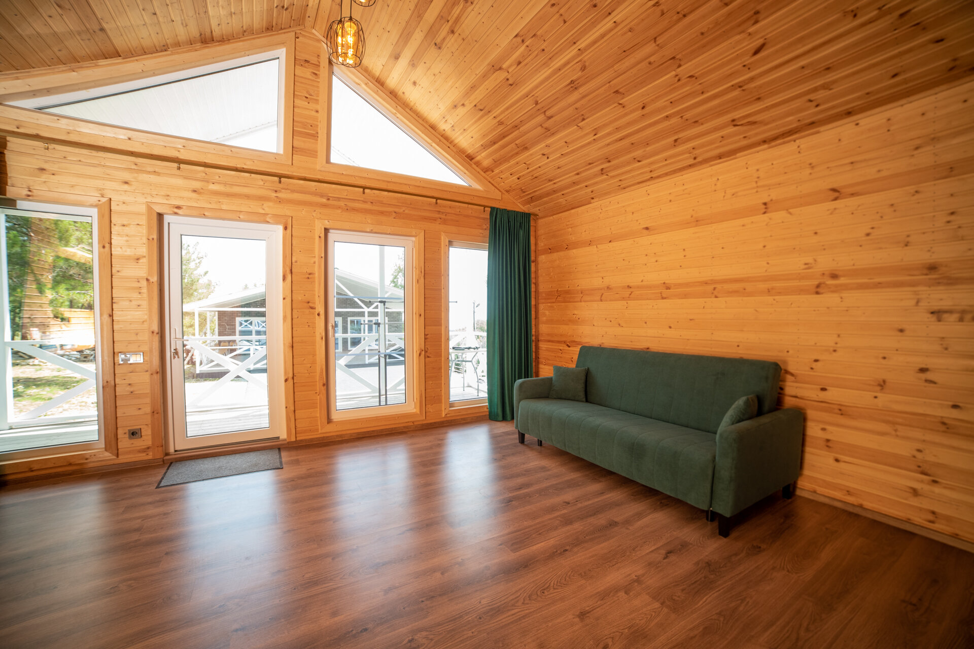 Семейное бунгало