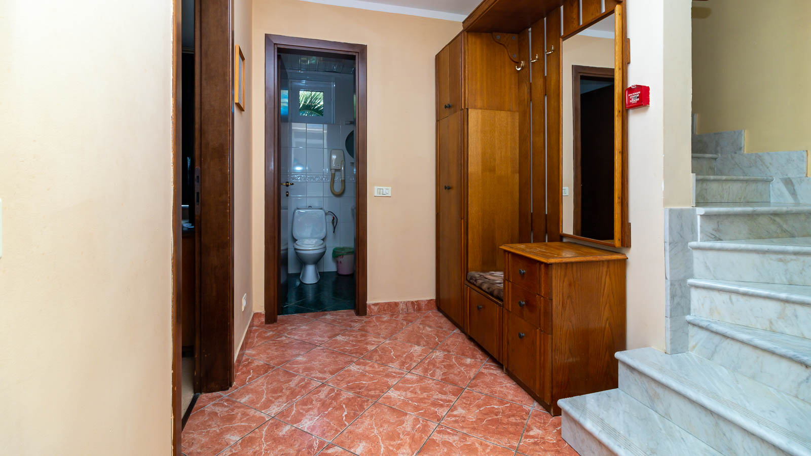 Апартаменты с балконом