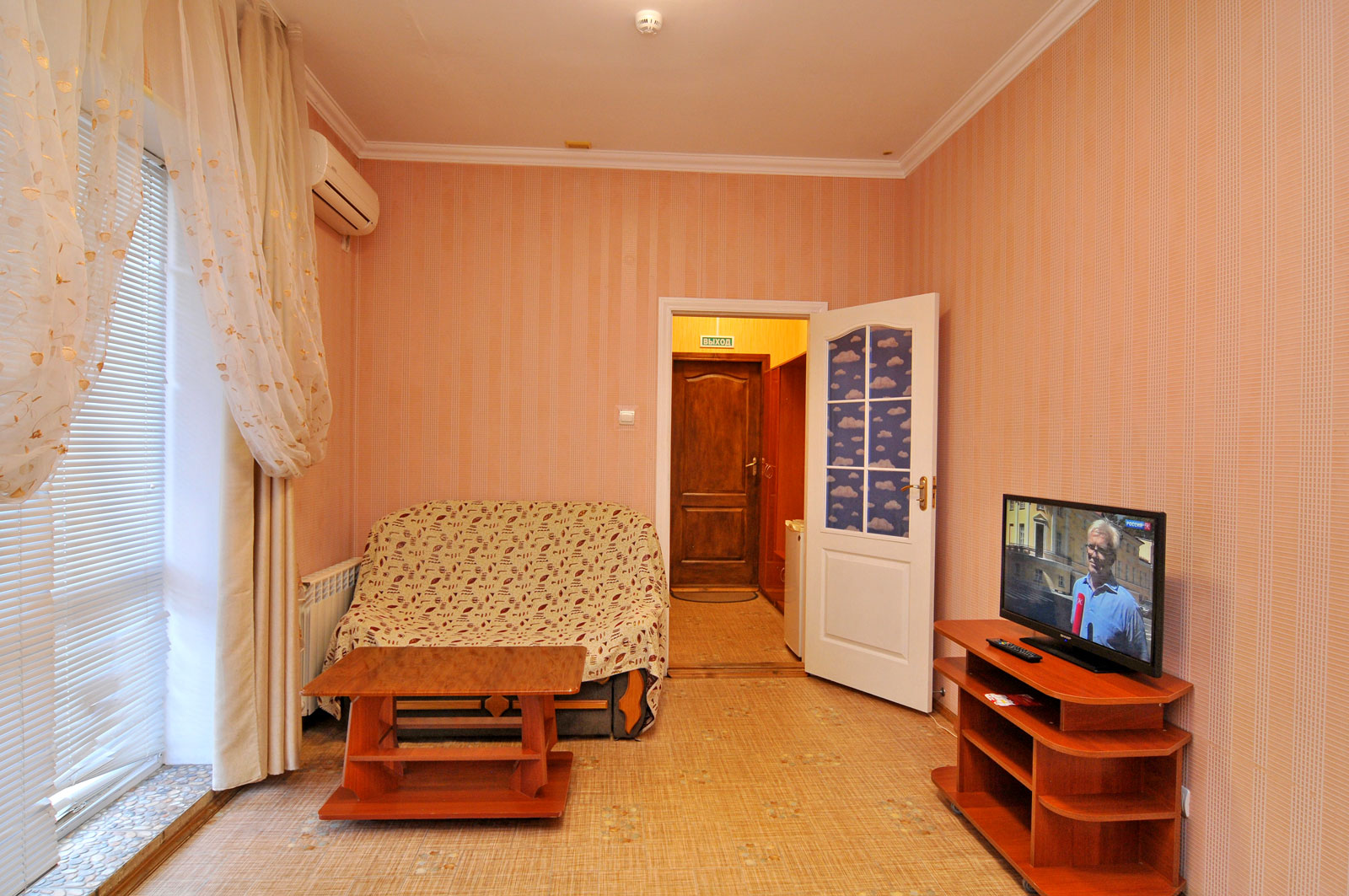 Двухместный номер с 1 кроватью или 2 отдельными кроватями и балконом