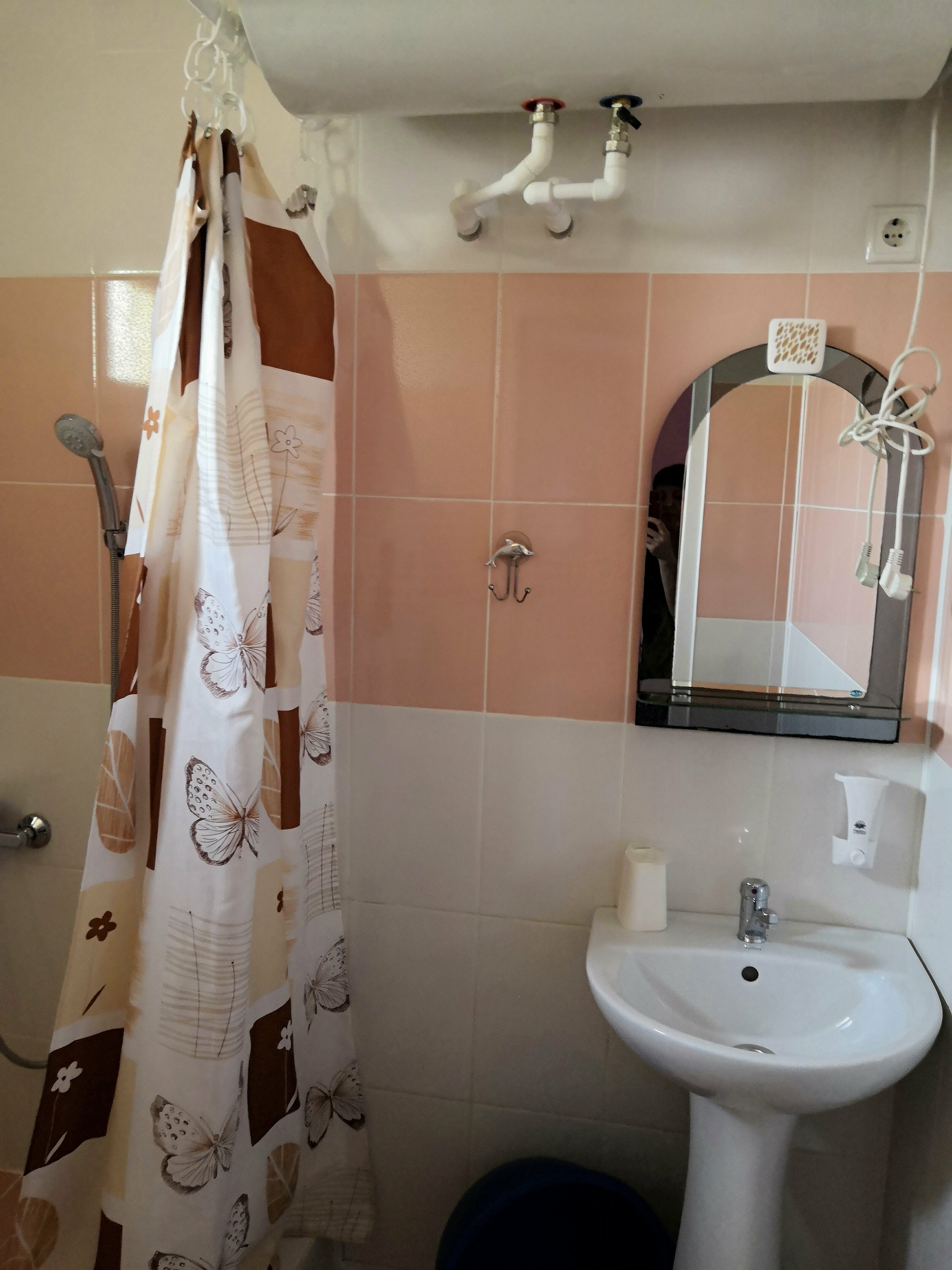 Четырехместный номер с ванной комнатой