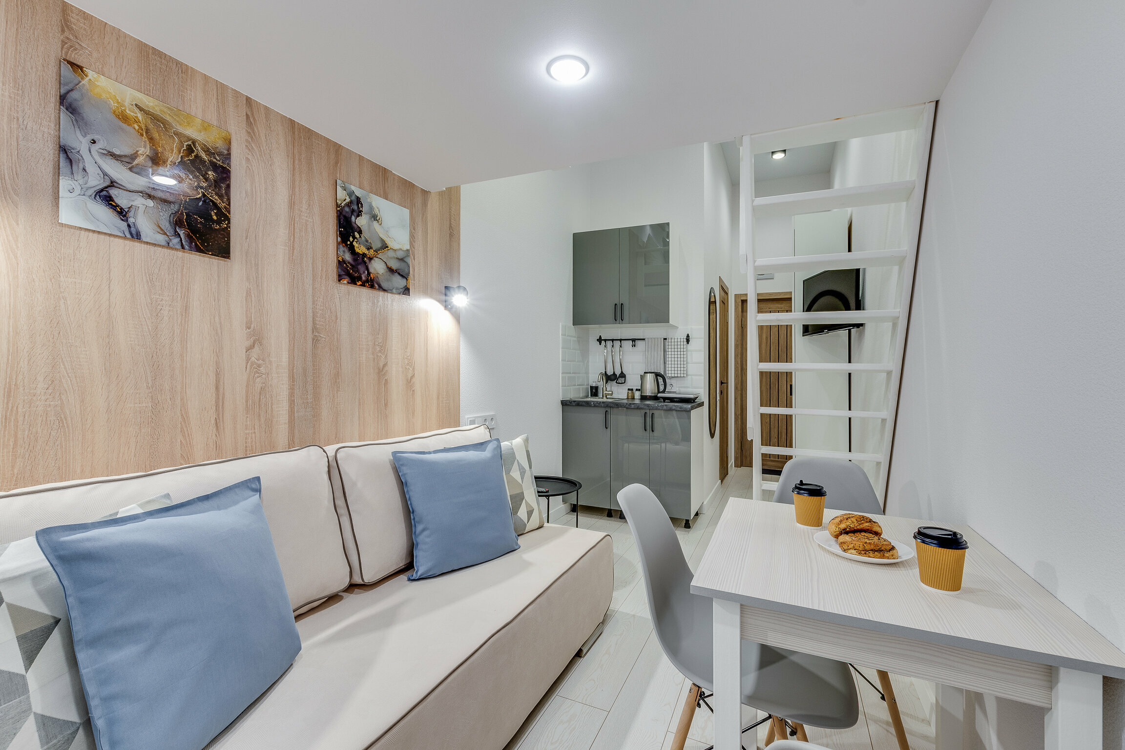 Двухуровневые апартаменты