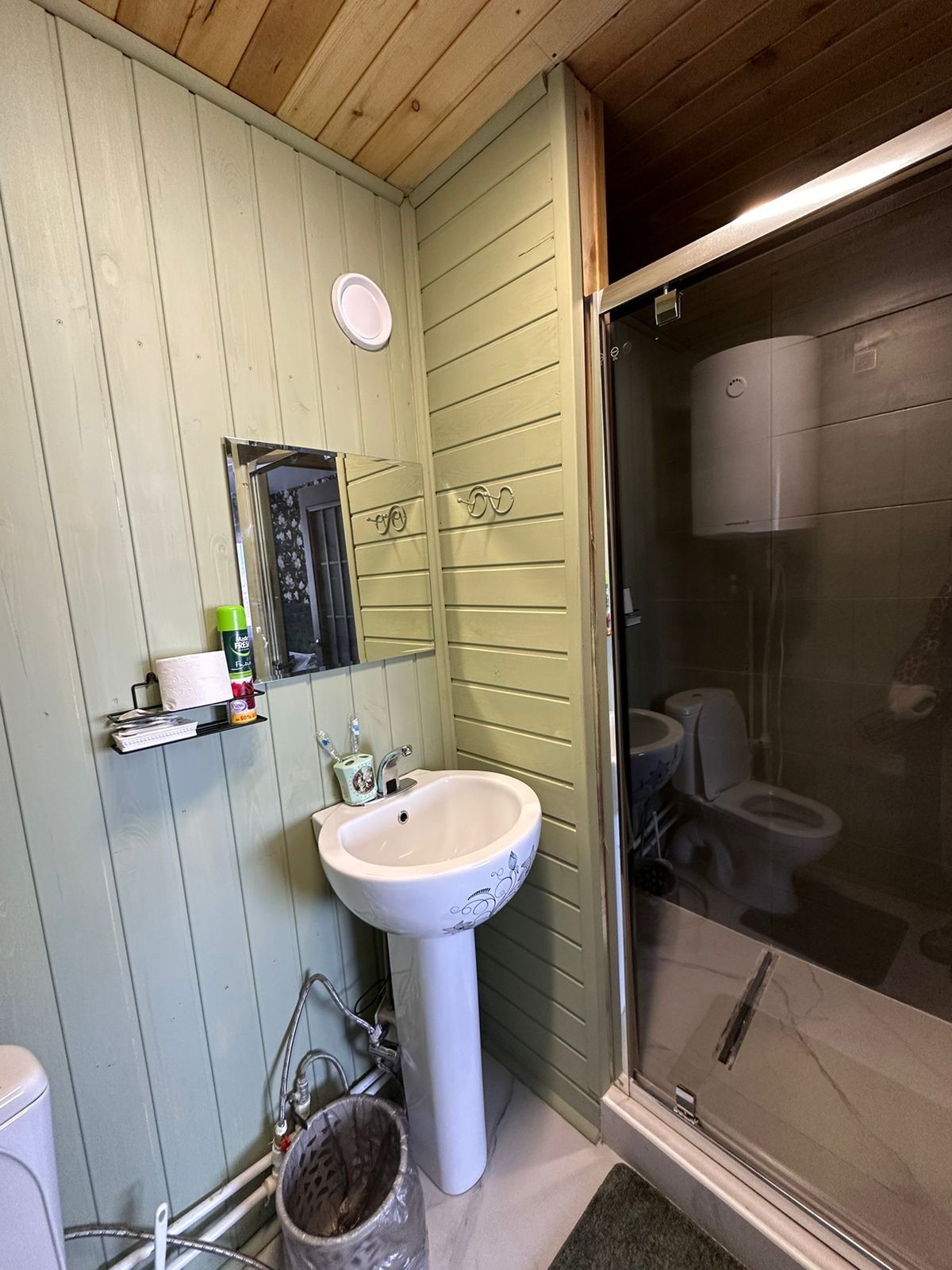 Cемейный номер с собственной ванной комнатой