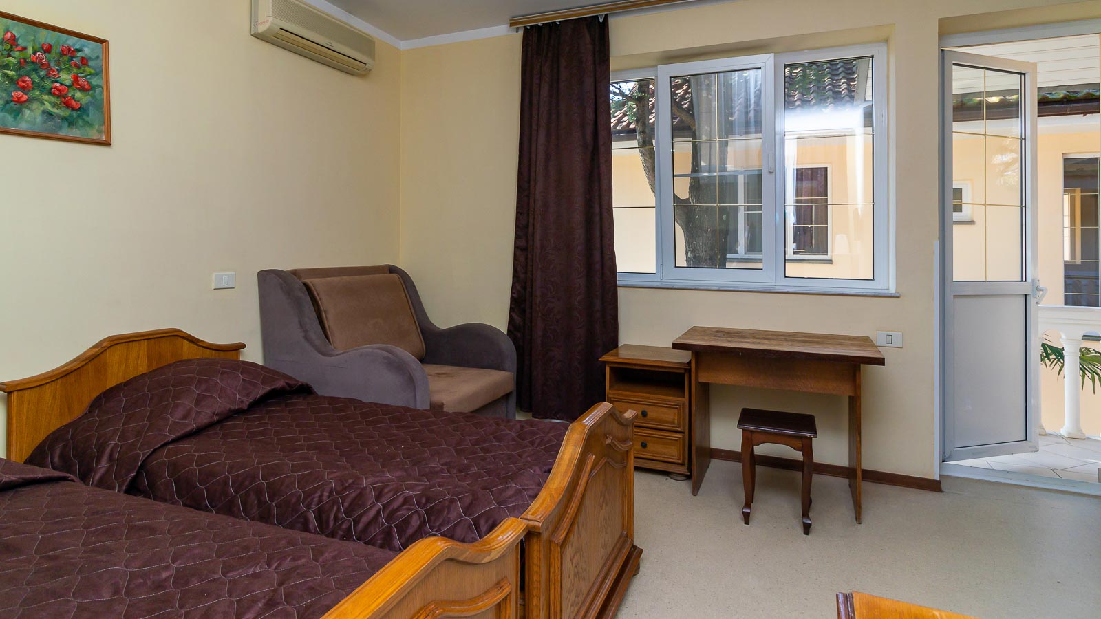 Стандартный двухместный номер с 1 кроватью или 2 отдельными кроватями и балконом