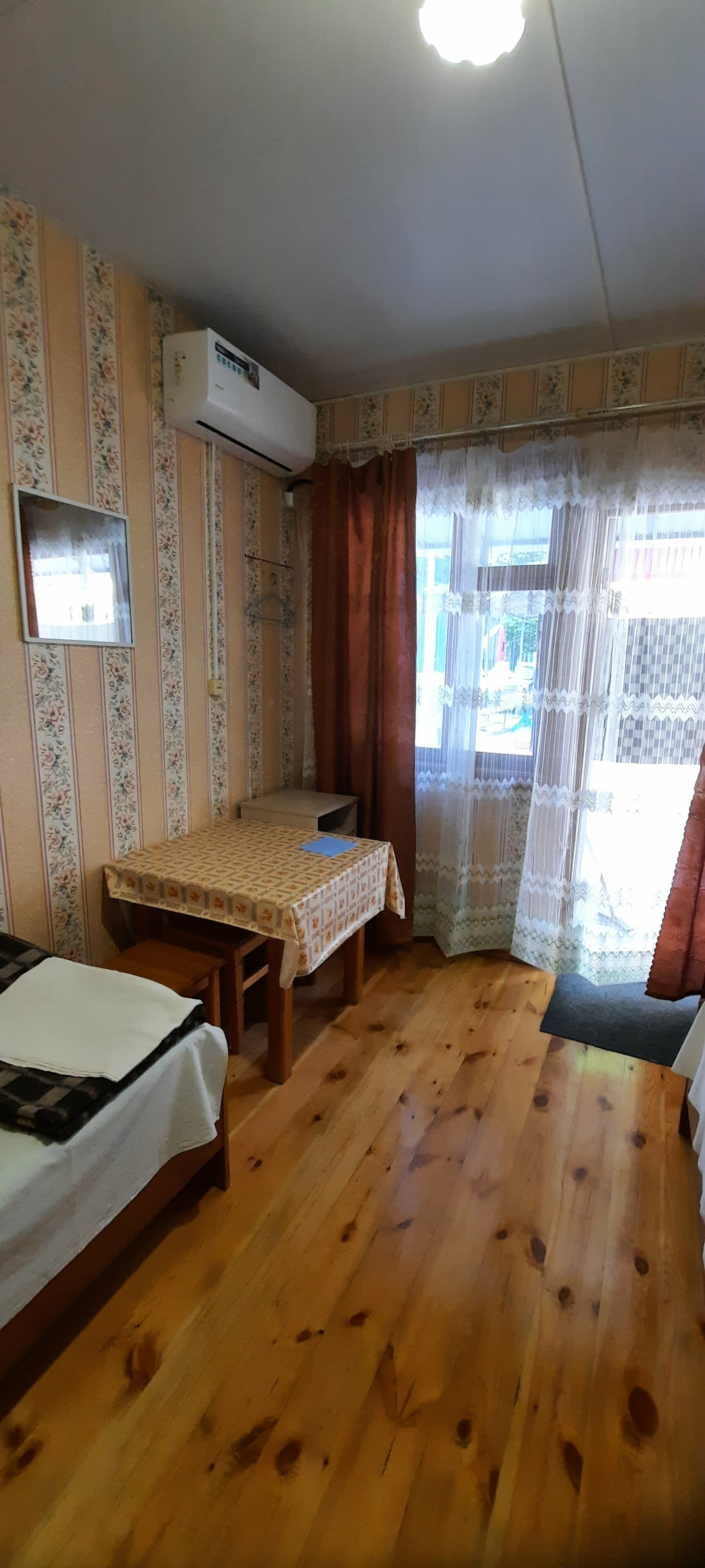 Бюджетный трехместный номер