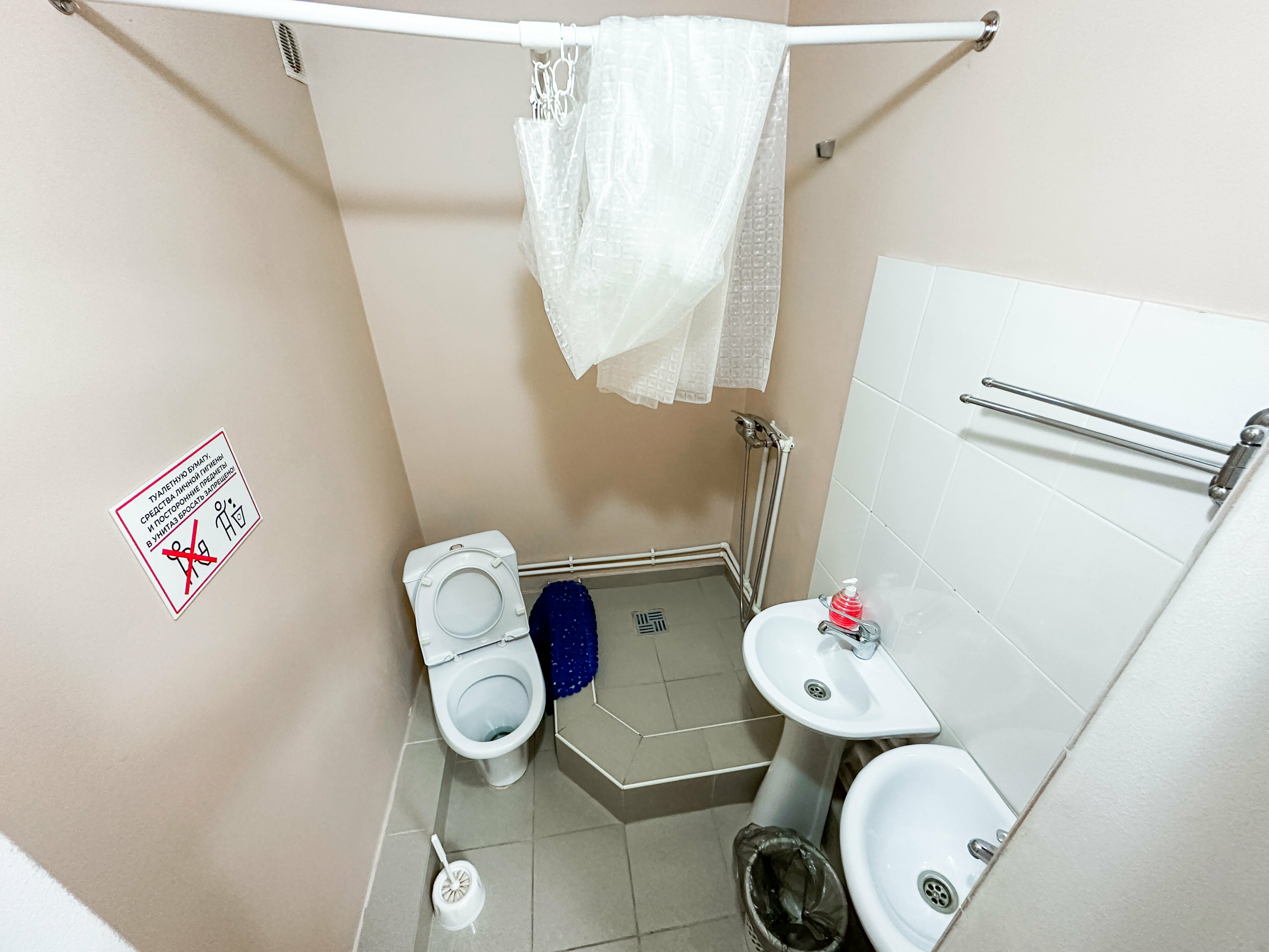 Четырехместный номер эконом-класса