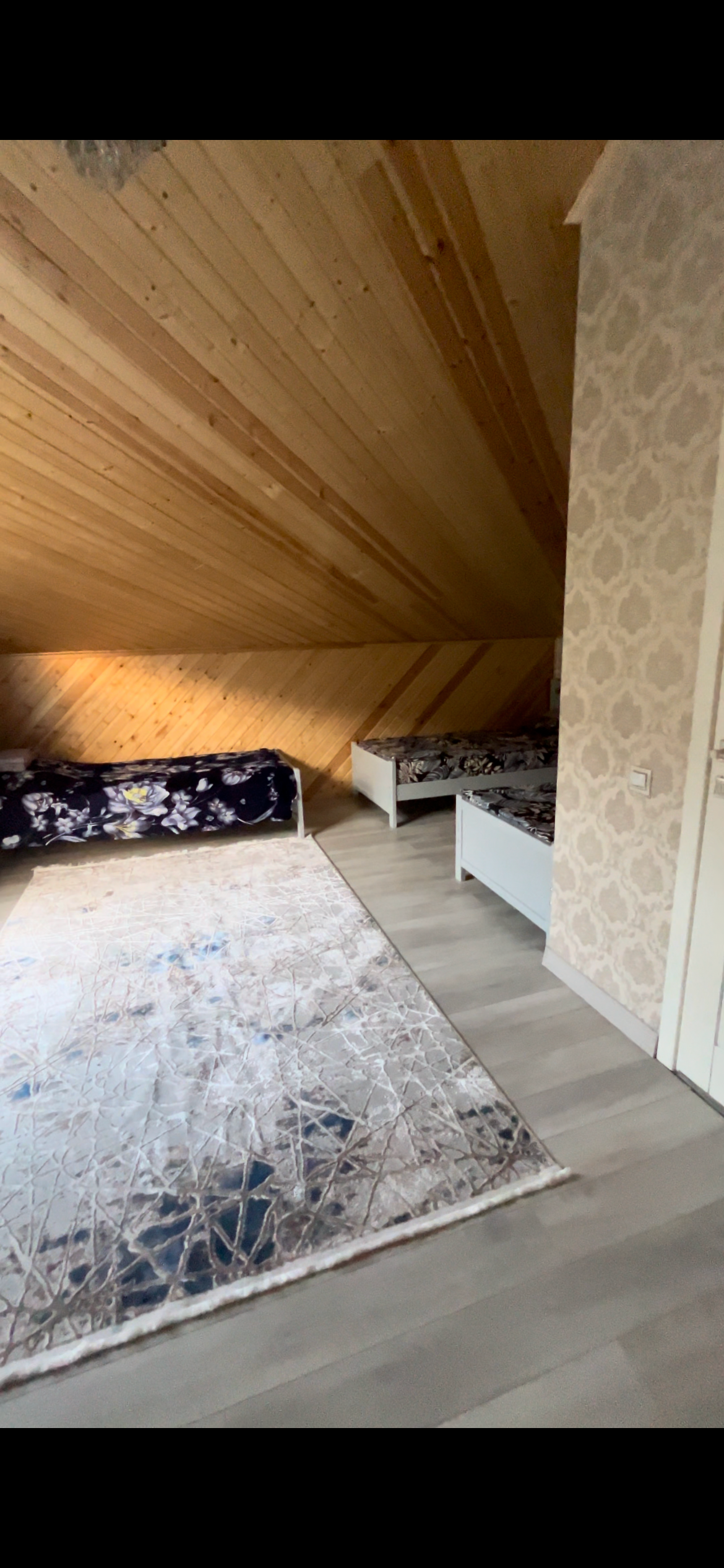 Трехместный номер «Комфорт» с душем