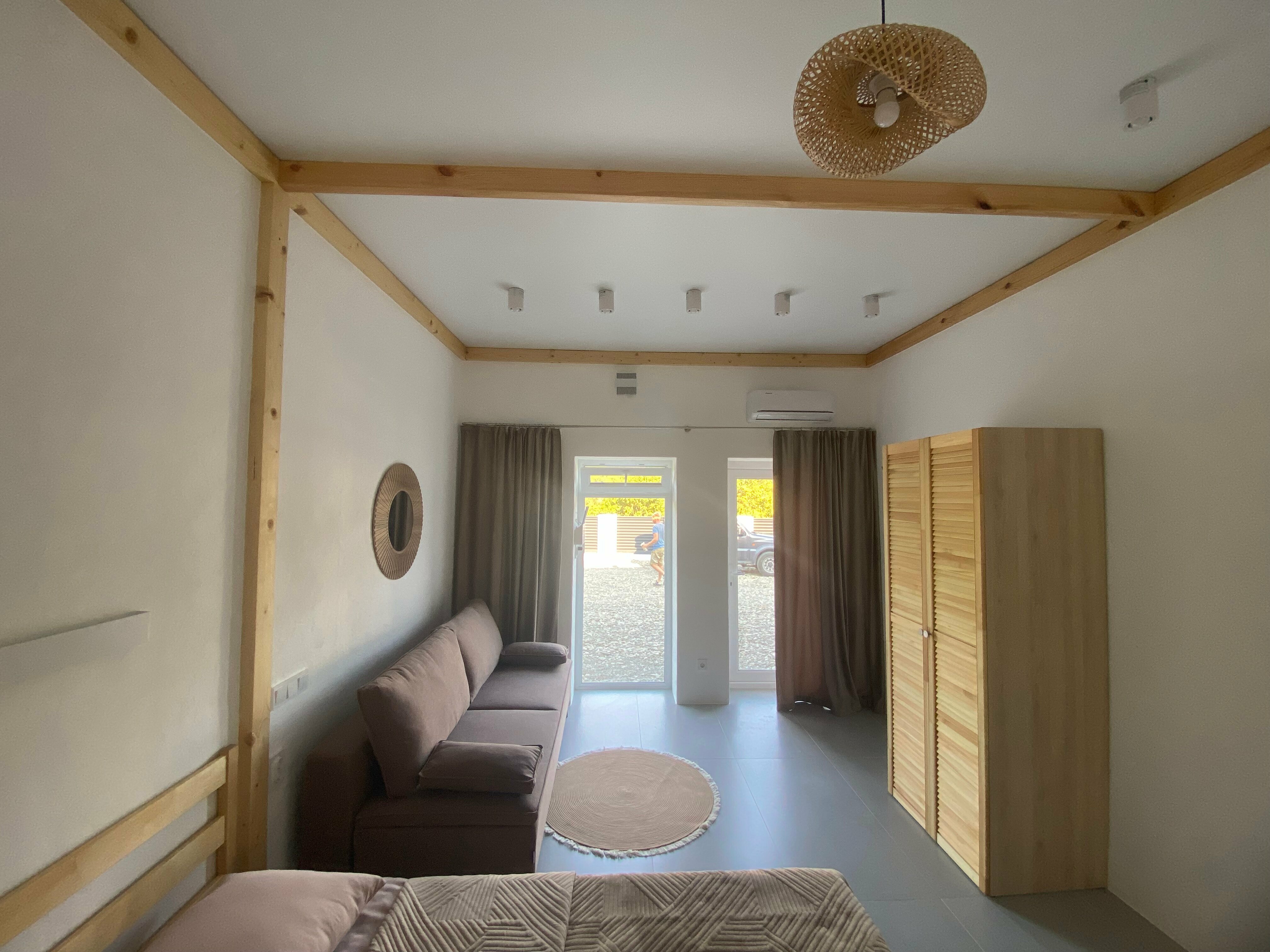 Семейный номер с видом на горы