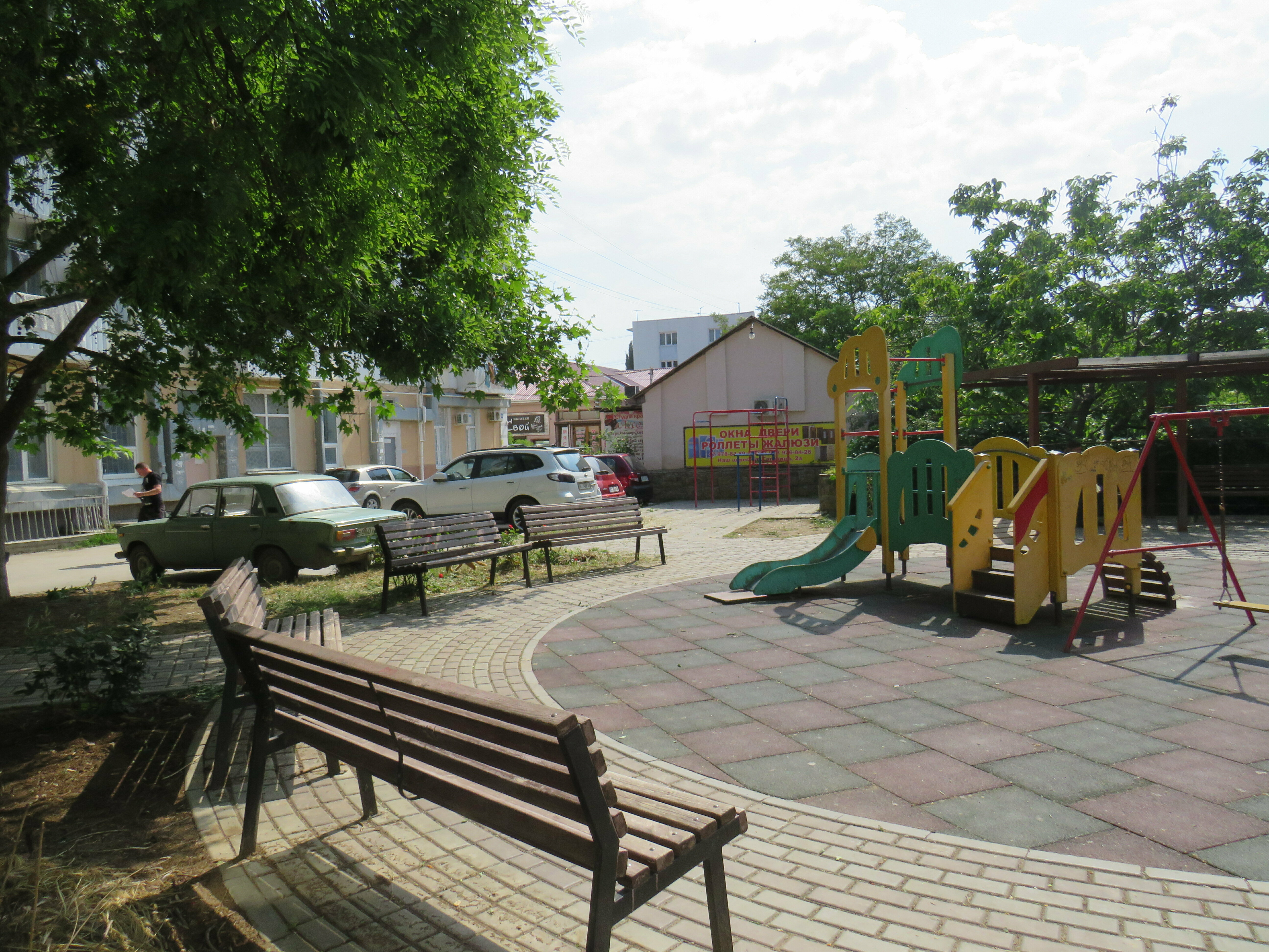 Апартаменты с балконом