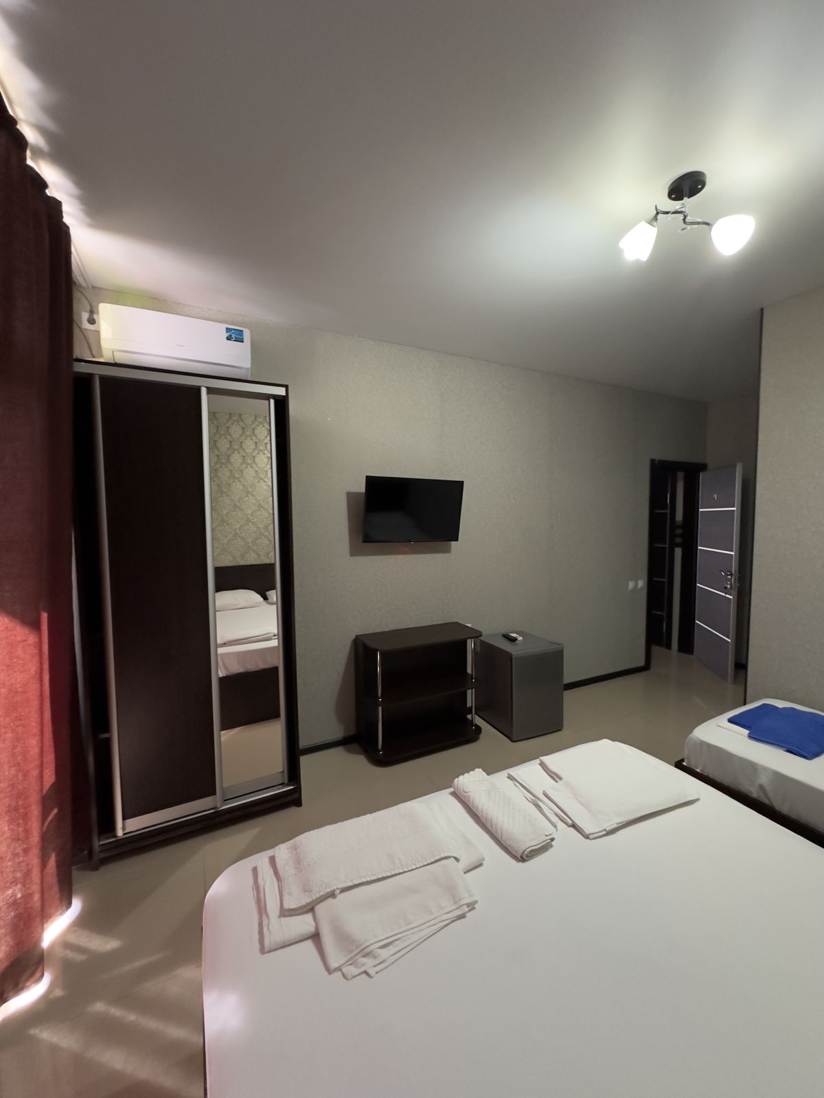 Улучшенный трехместный номер