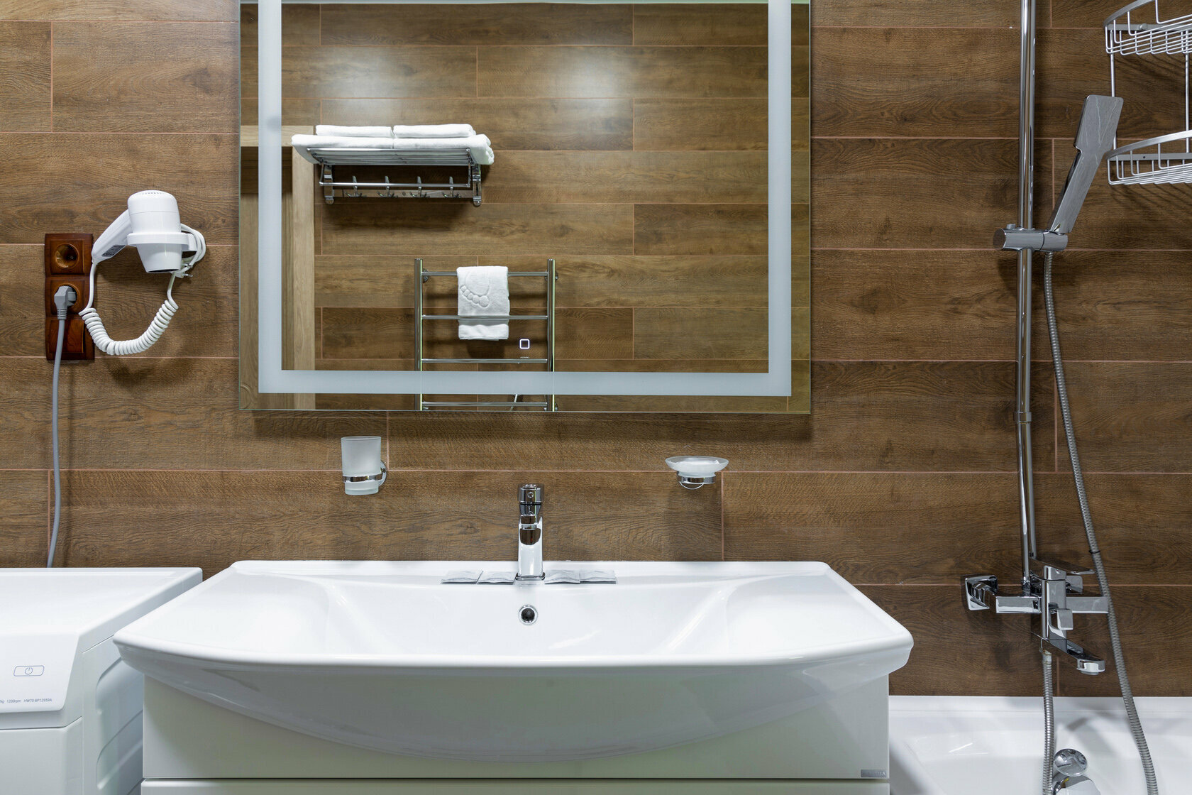 Улучшенный люкс