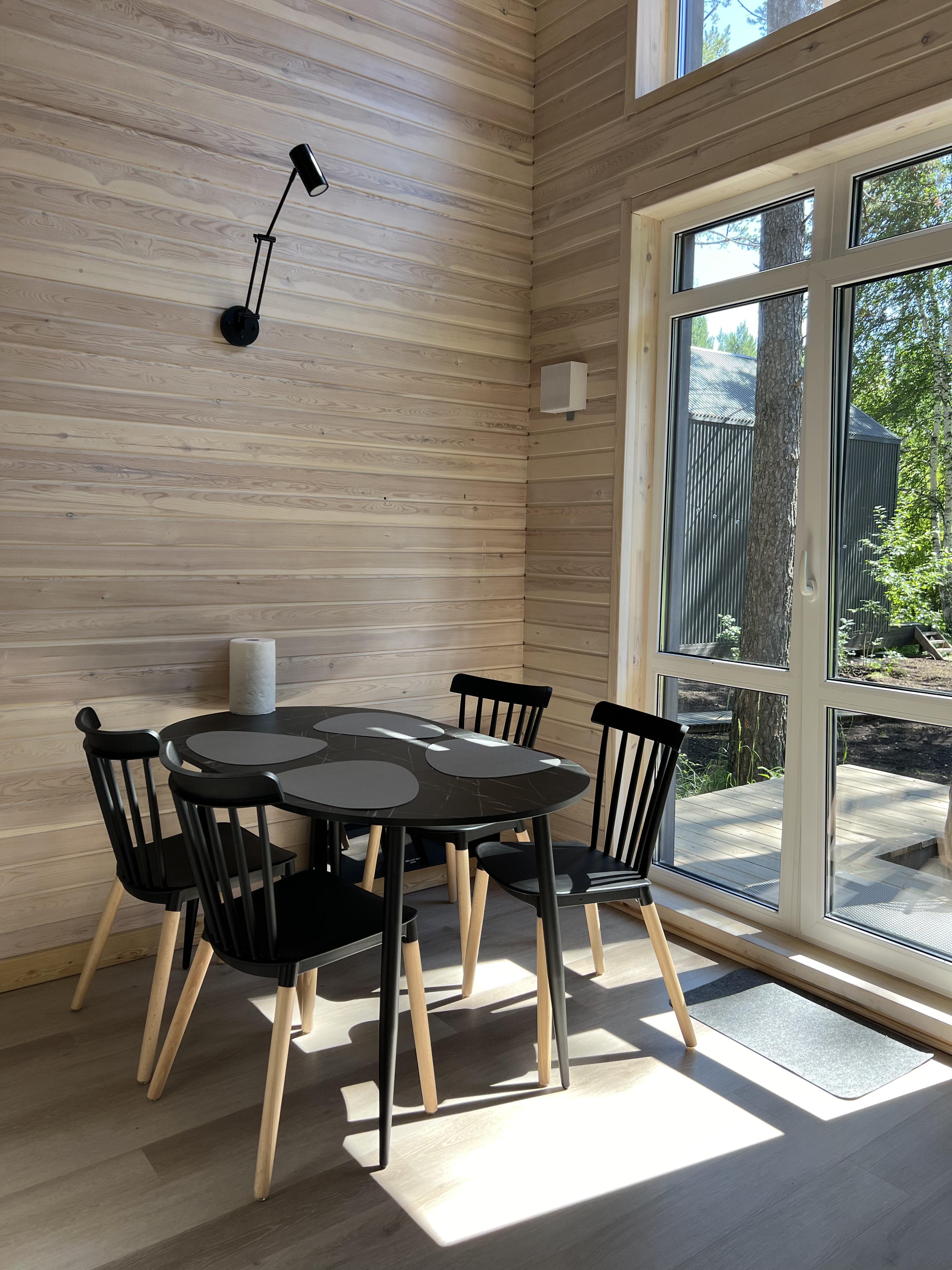 Дом с видом на лес