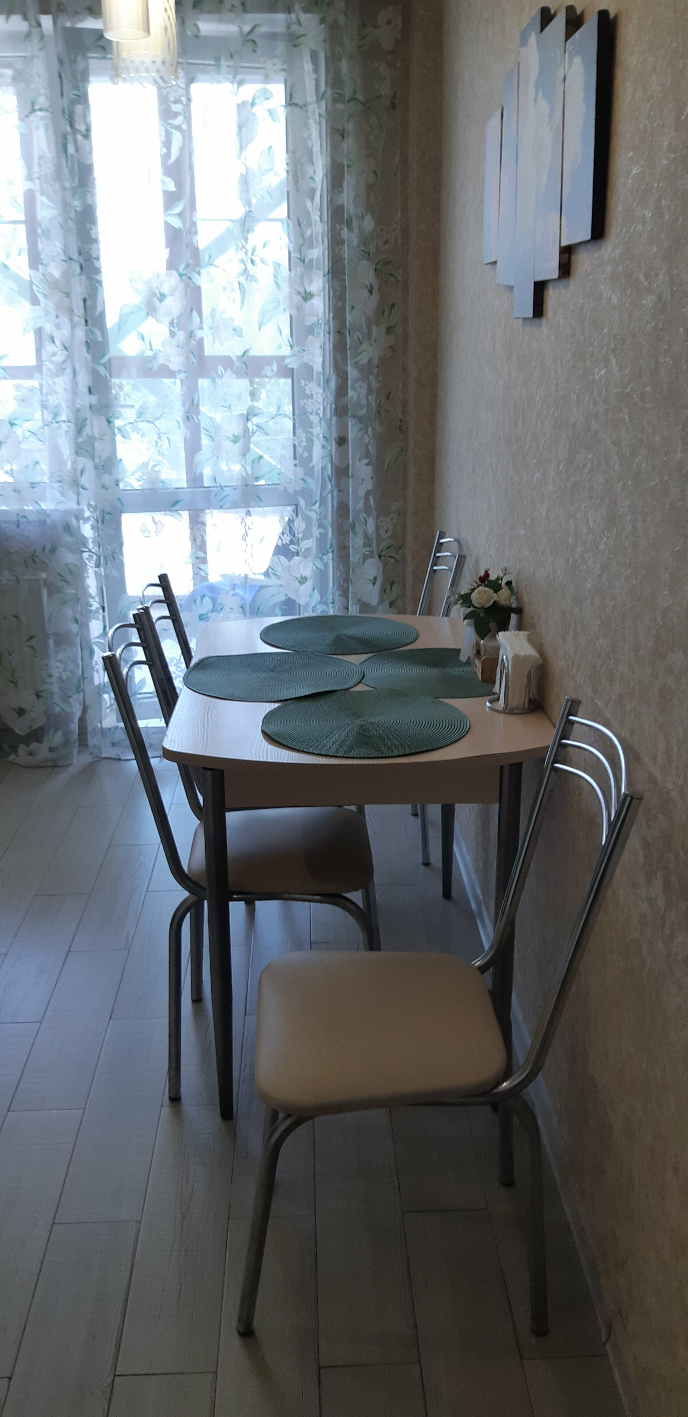 Семейный номер с балконом