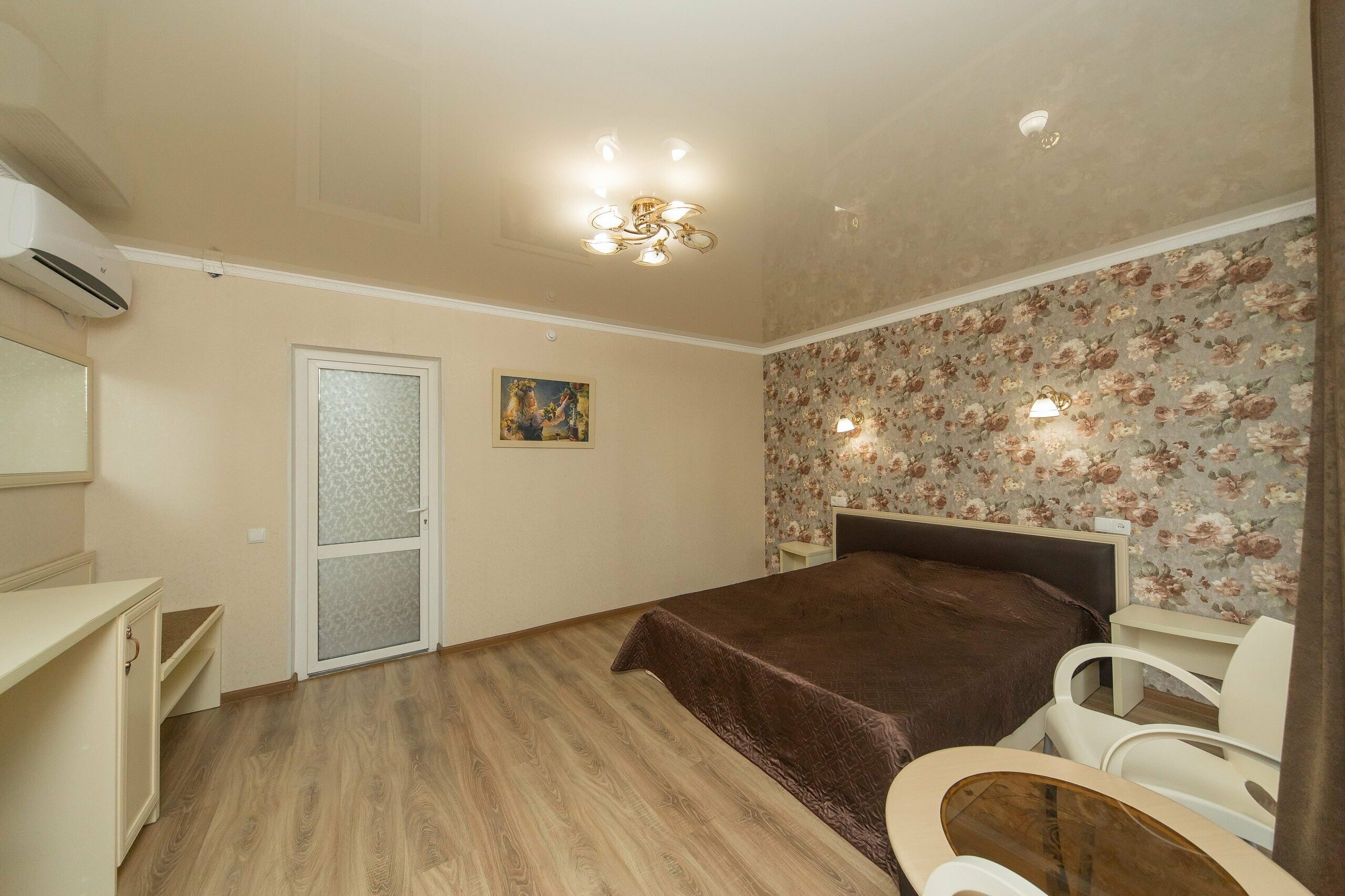 Двухместный номер с 1 кроватью и балконом