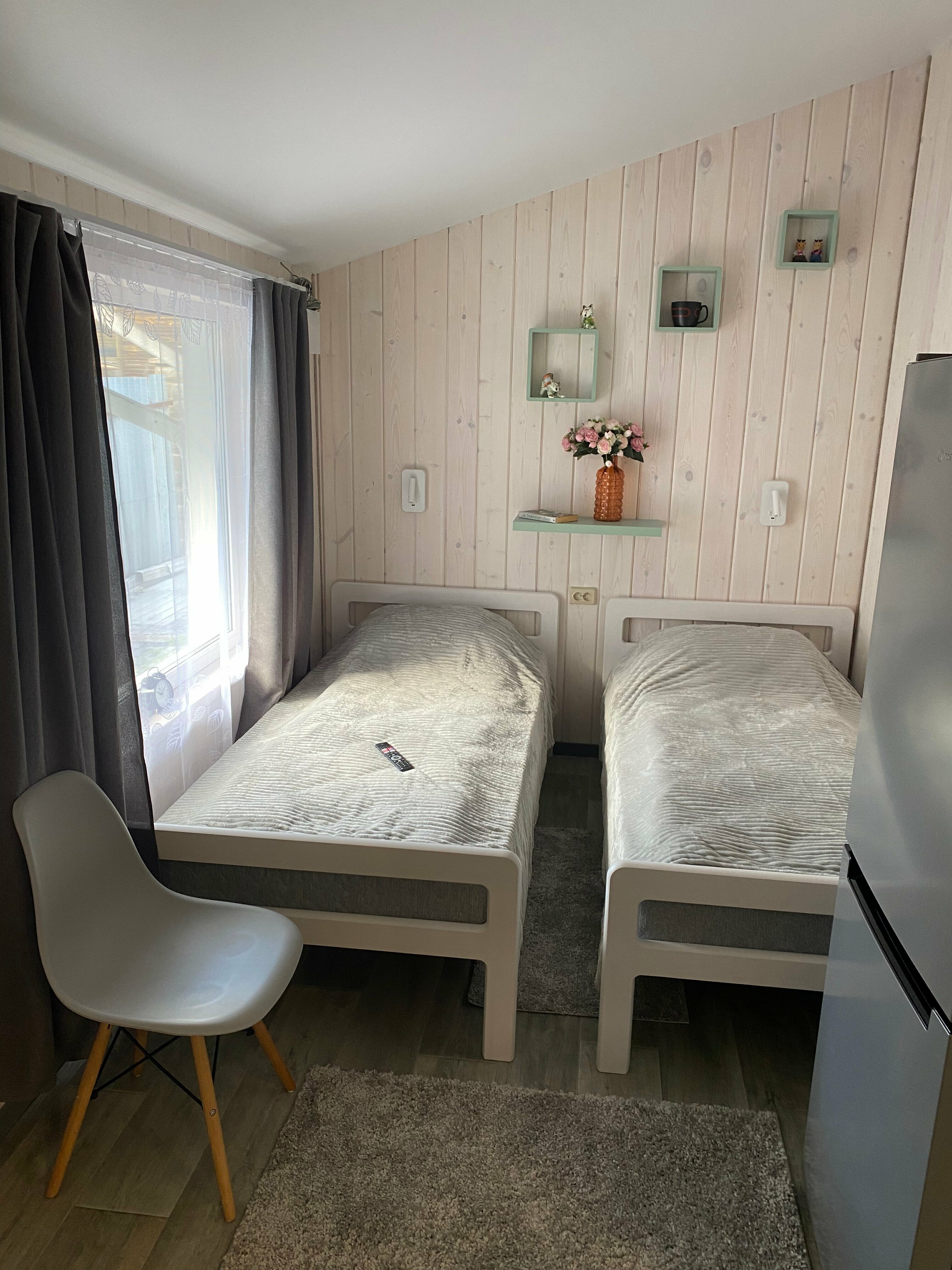 Четырехместный номер с душем