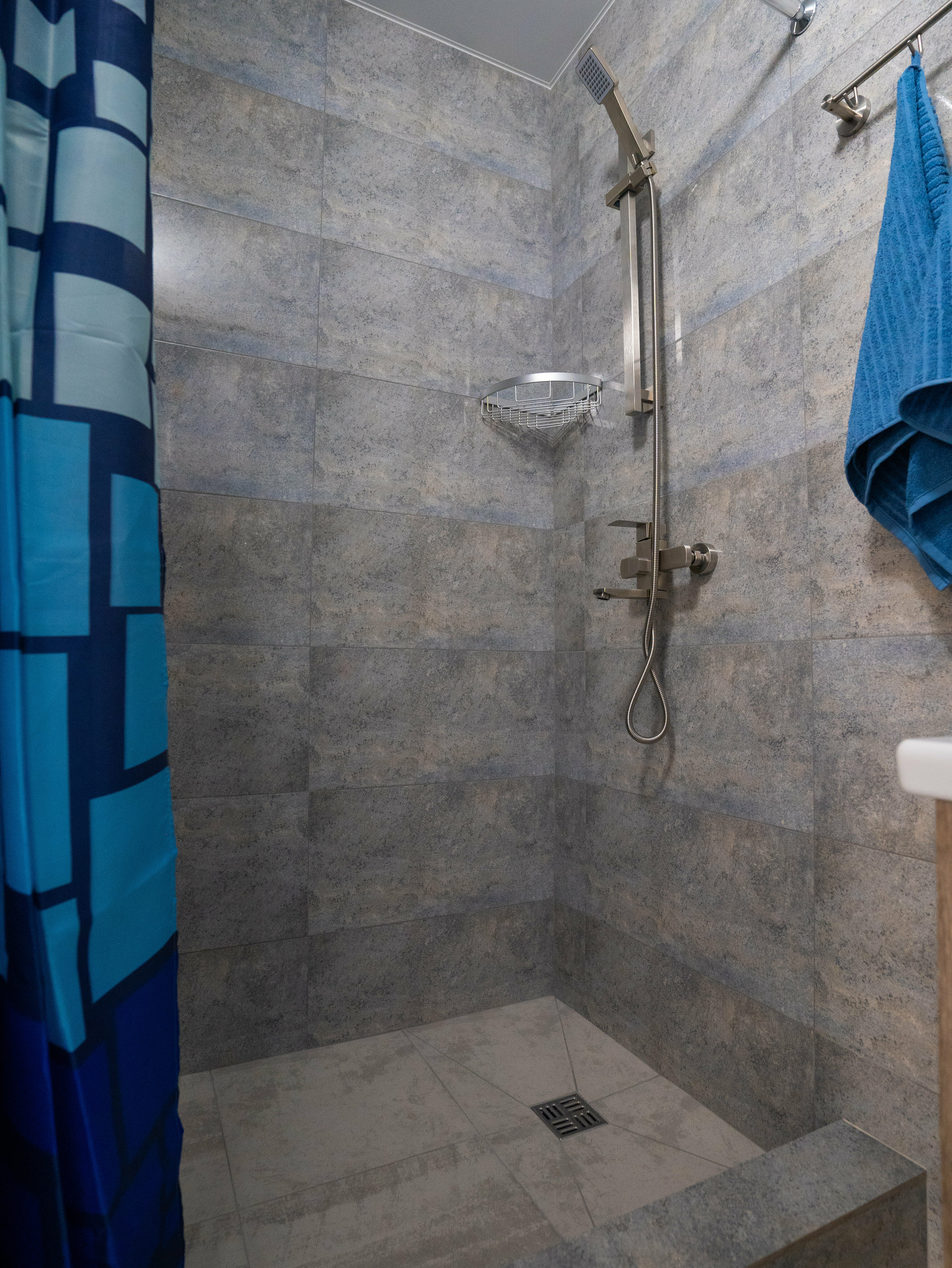 Семейный номер с видом на горы