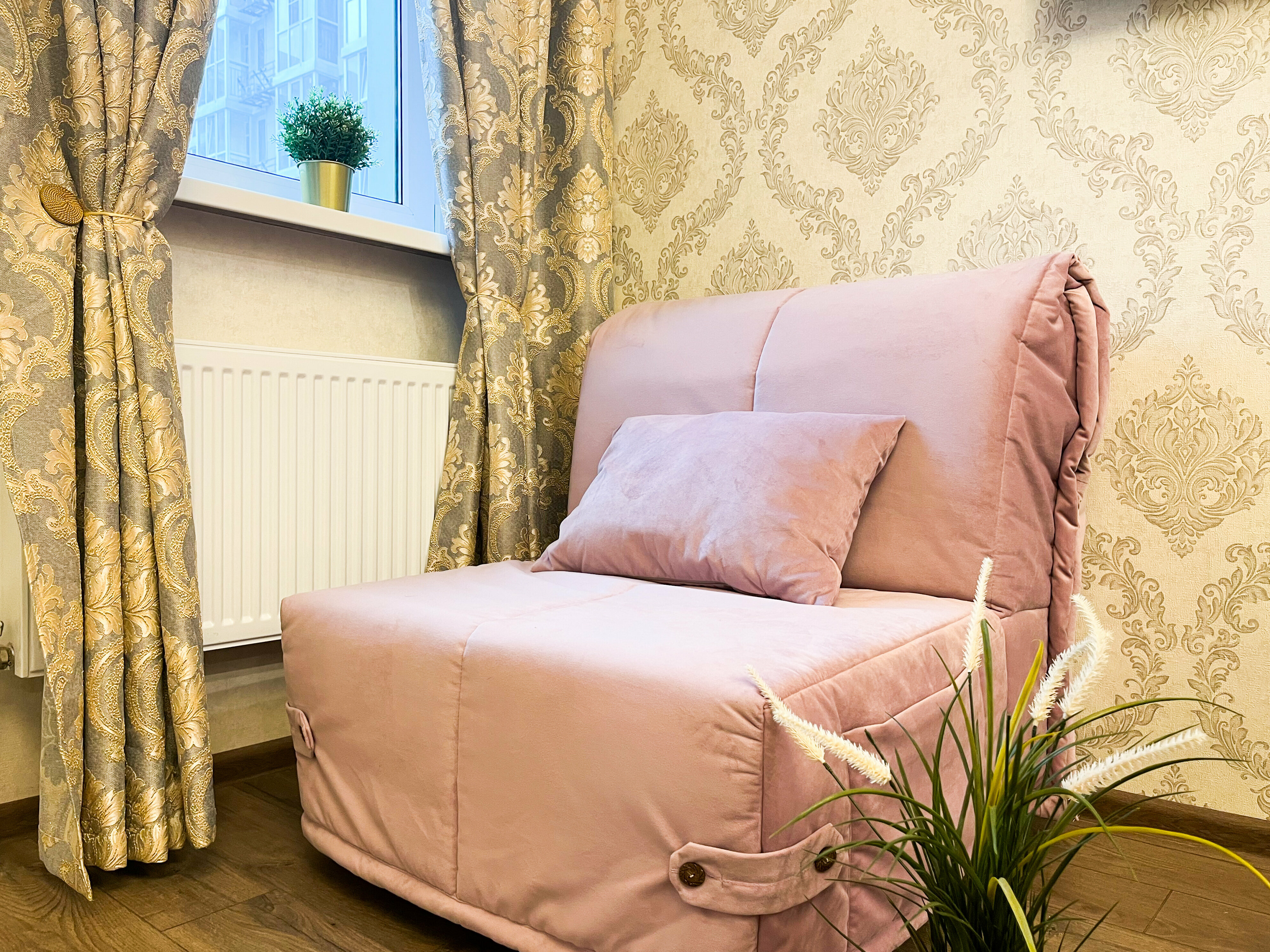 Апартаменты с балконом