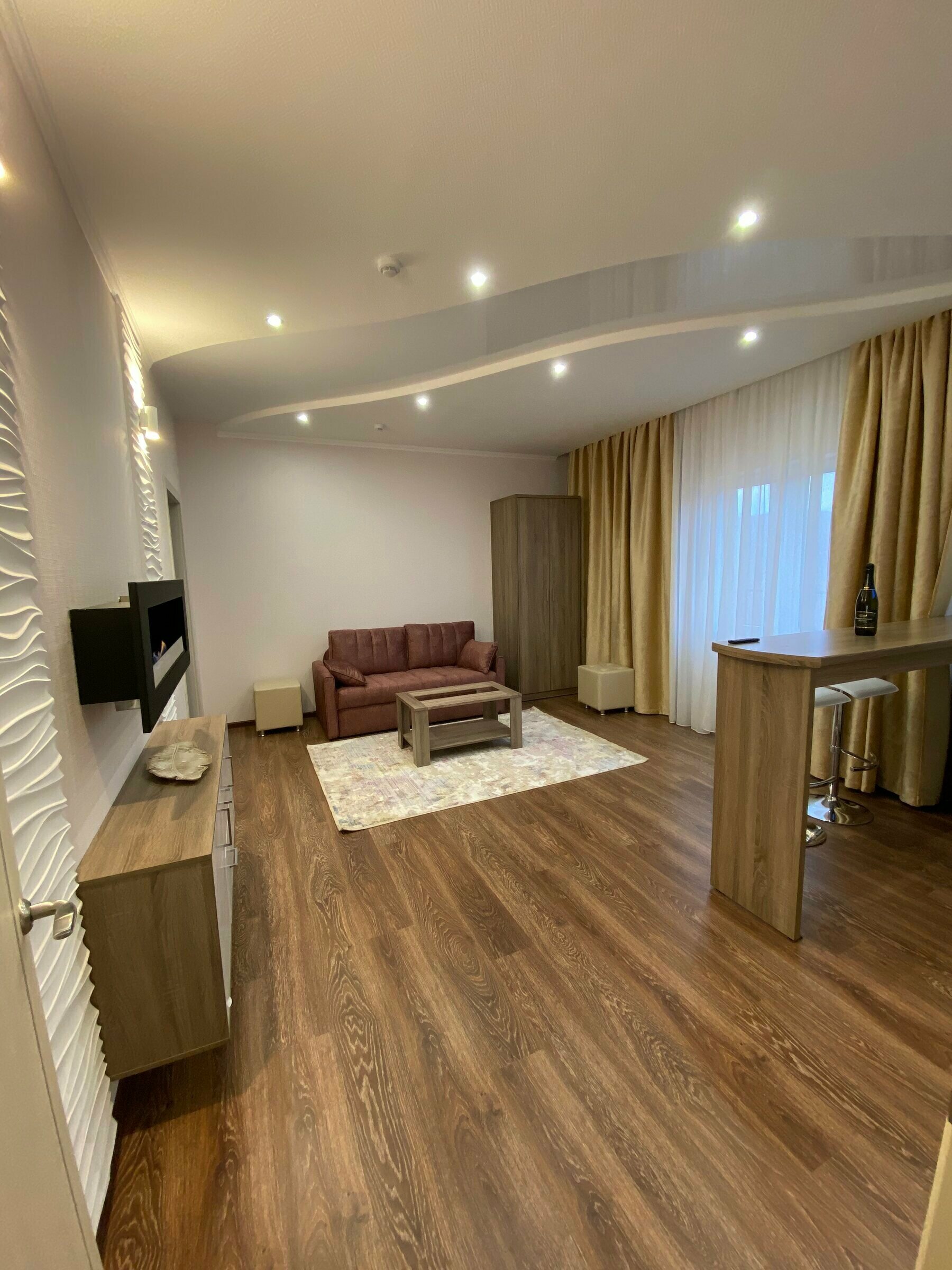 Улучшенный люкс