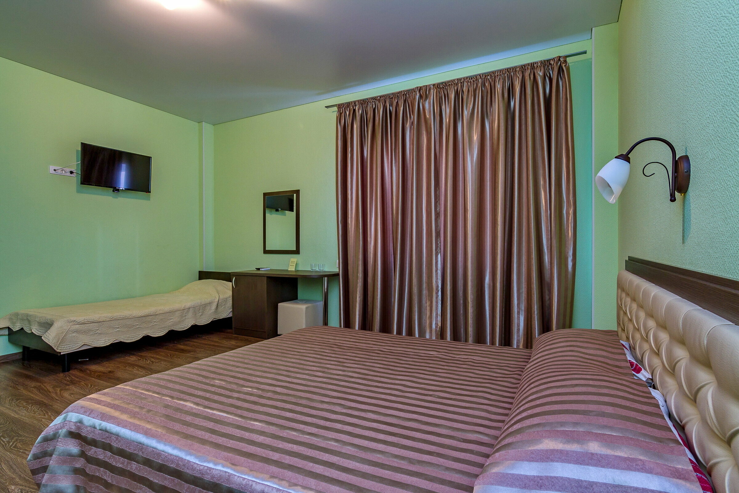 Стандартный трехместный номер