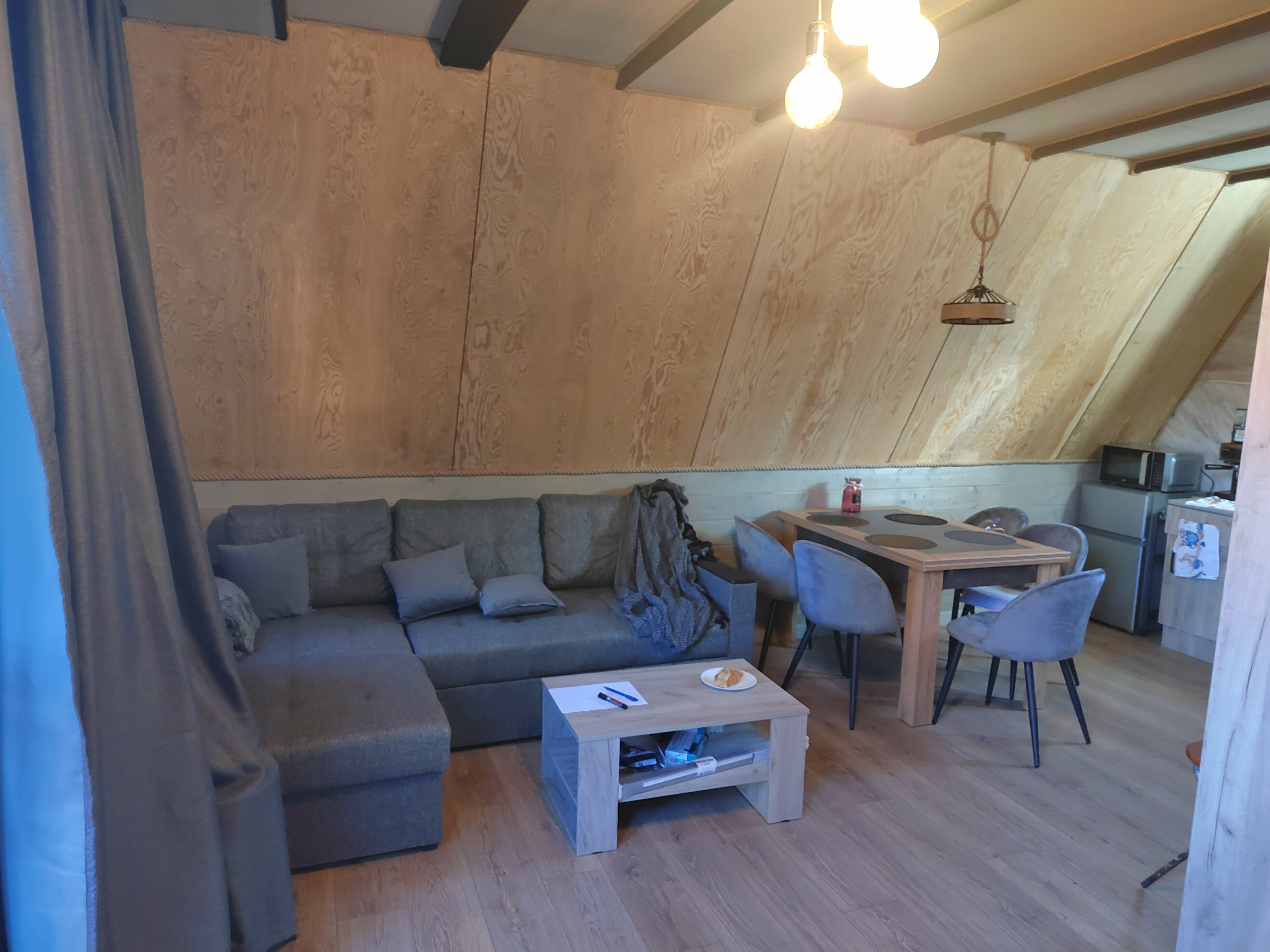 Коттедж с видом на озеро