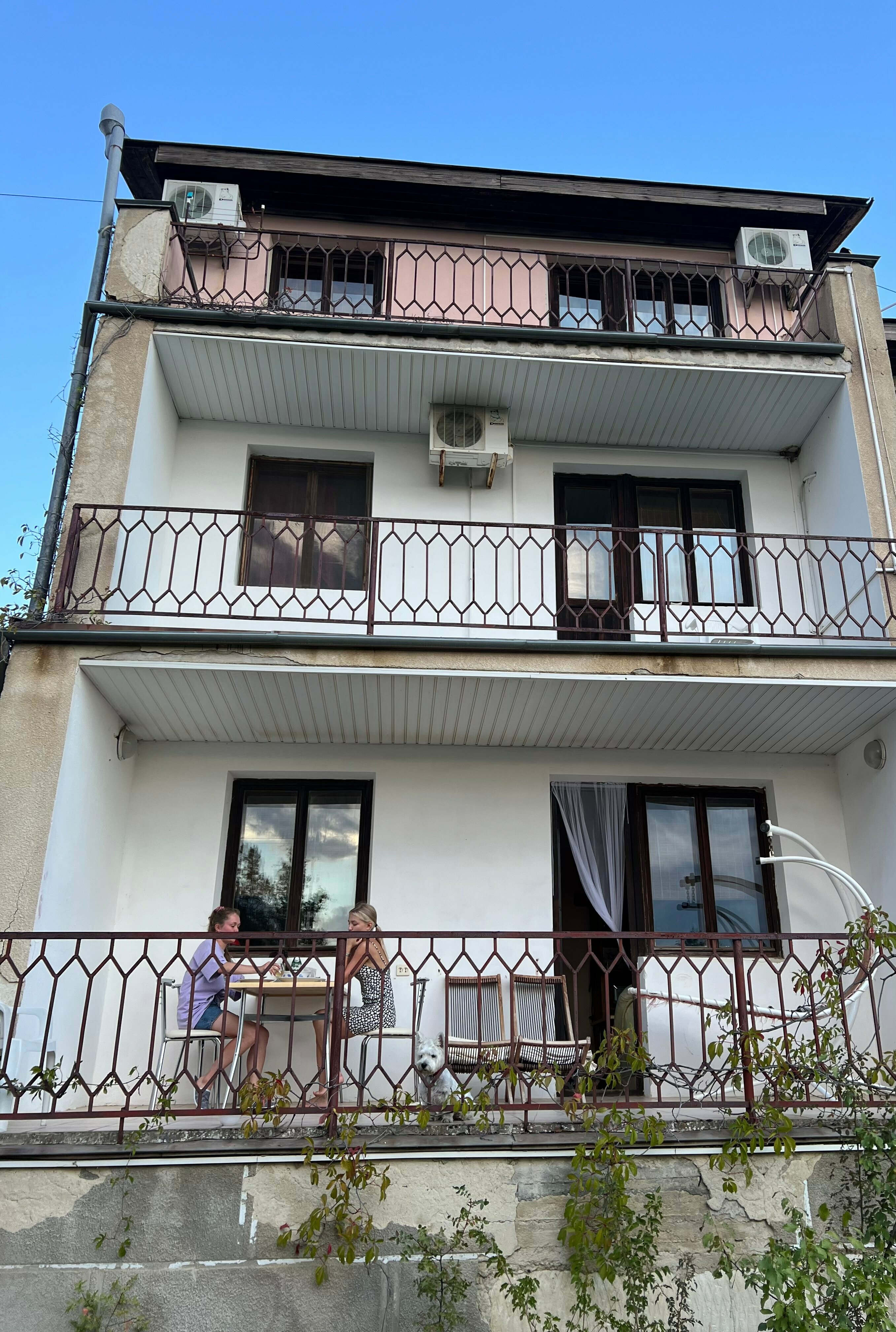 Четырехместный номер с видом на горы