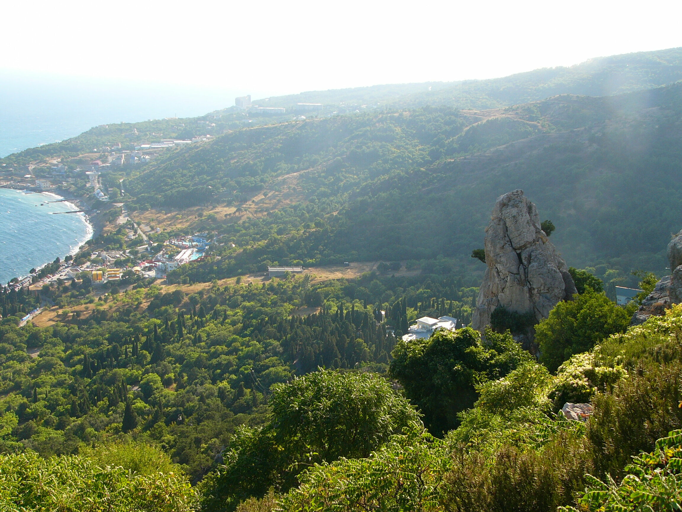 Трехместный номер «Комфорт» с душем