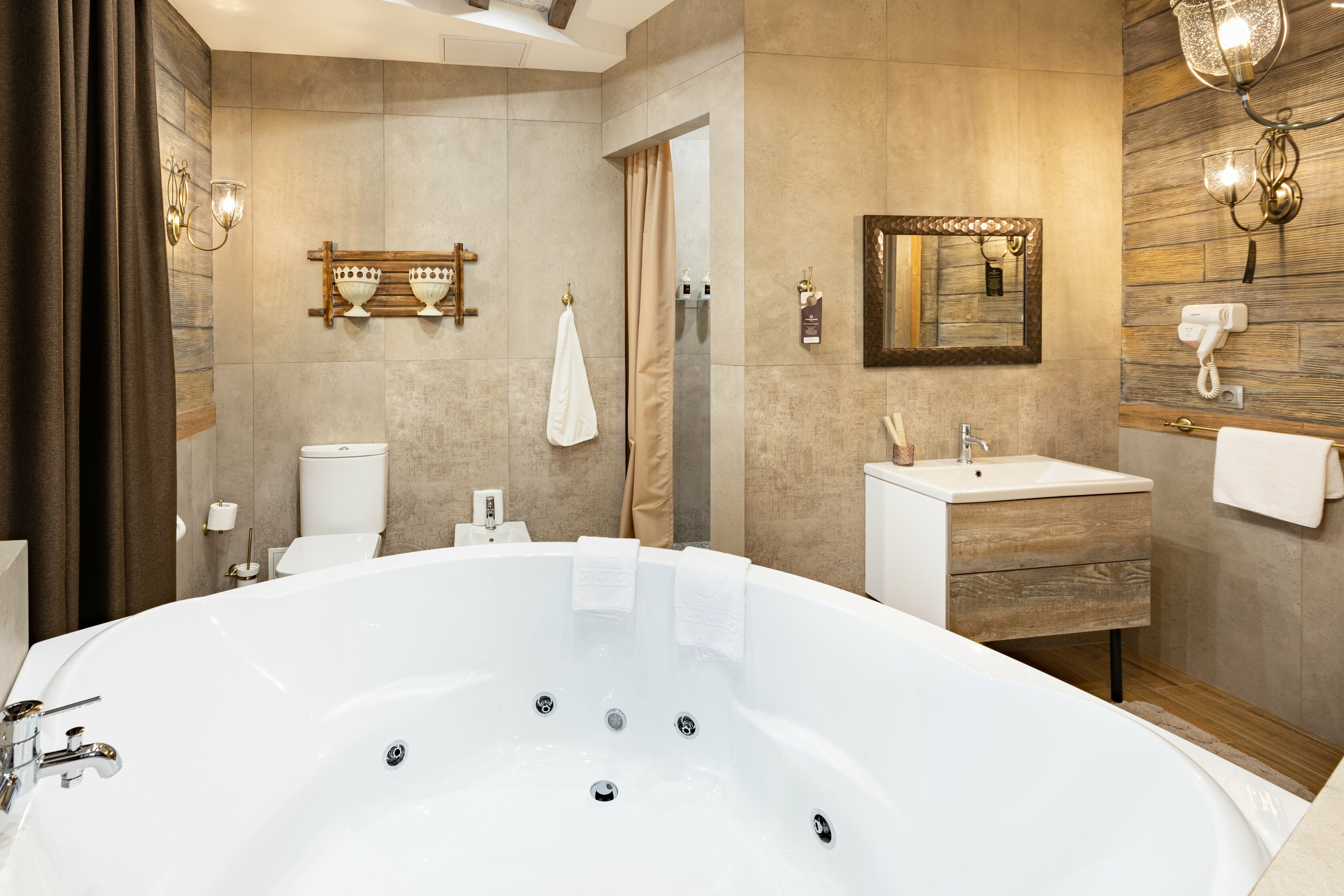 Люкс с гидромассажной ванной