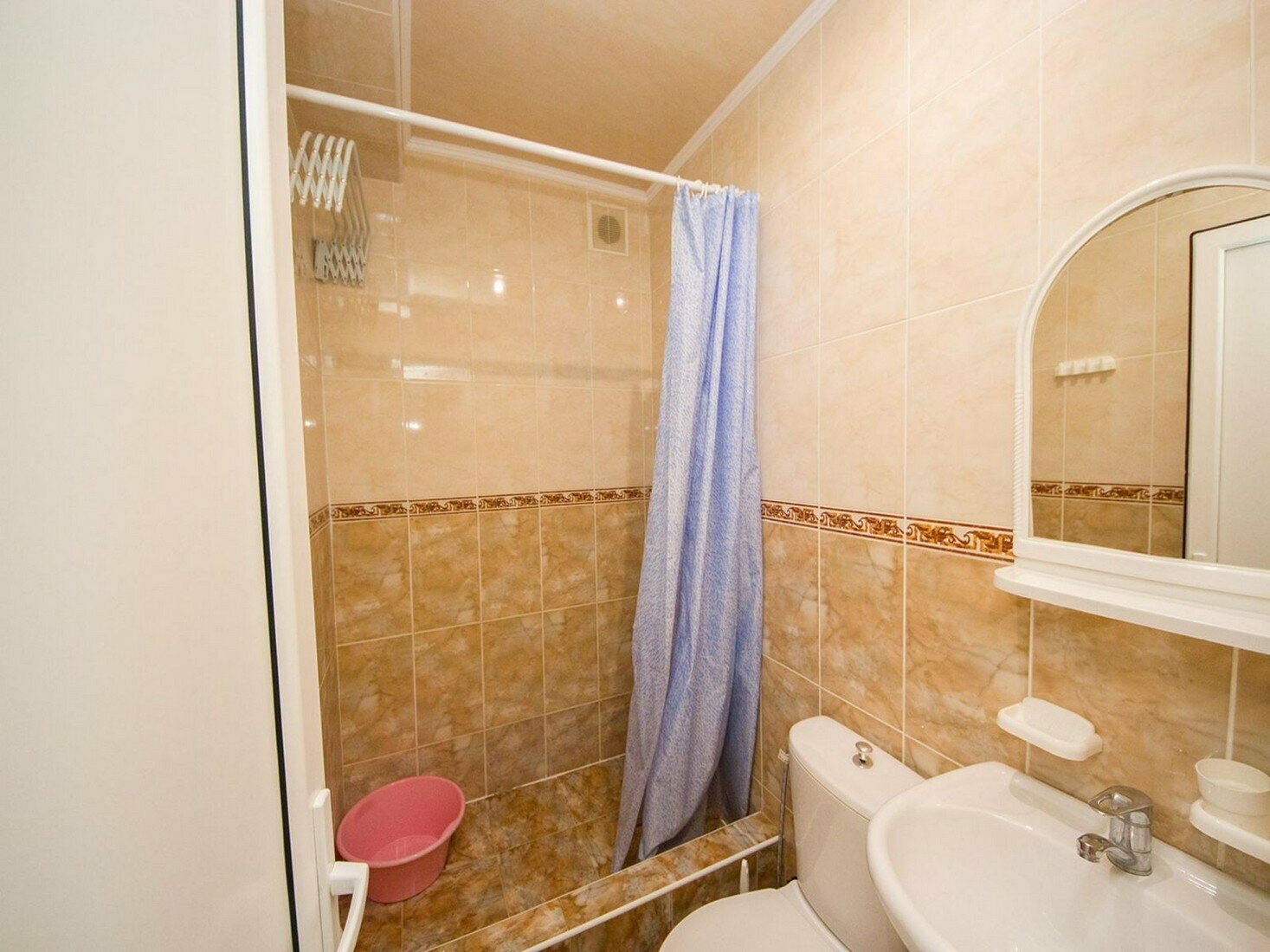 Улучшенный трехместный номер