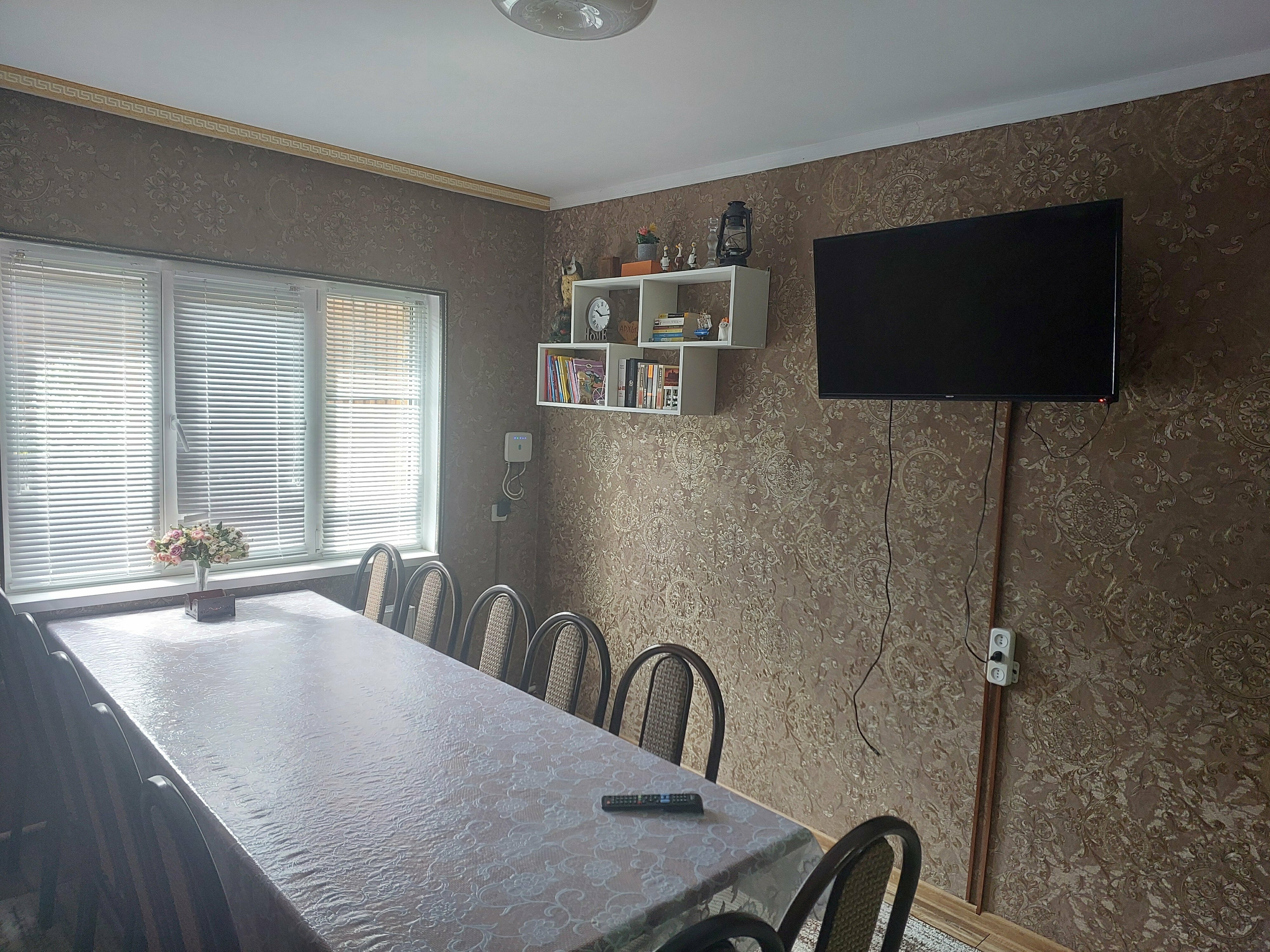 Дом с 6 спальнями