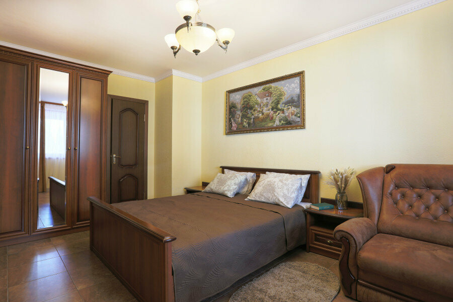 Семейный номер с видом на горы