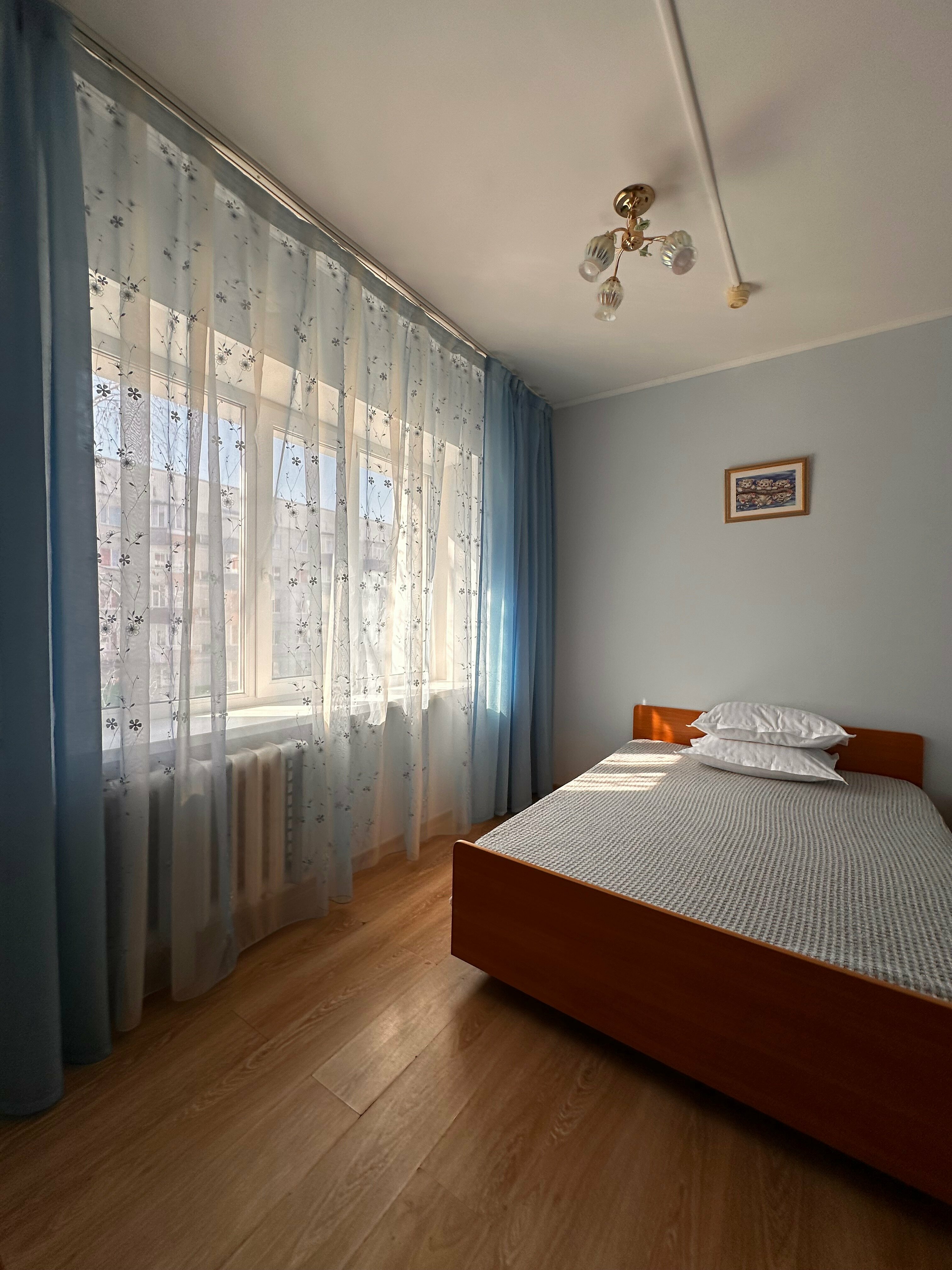 Одноместный номер с общим душем и туалетом