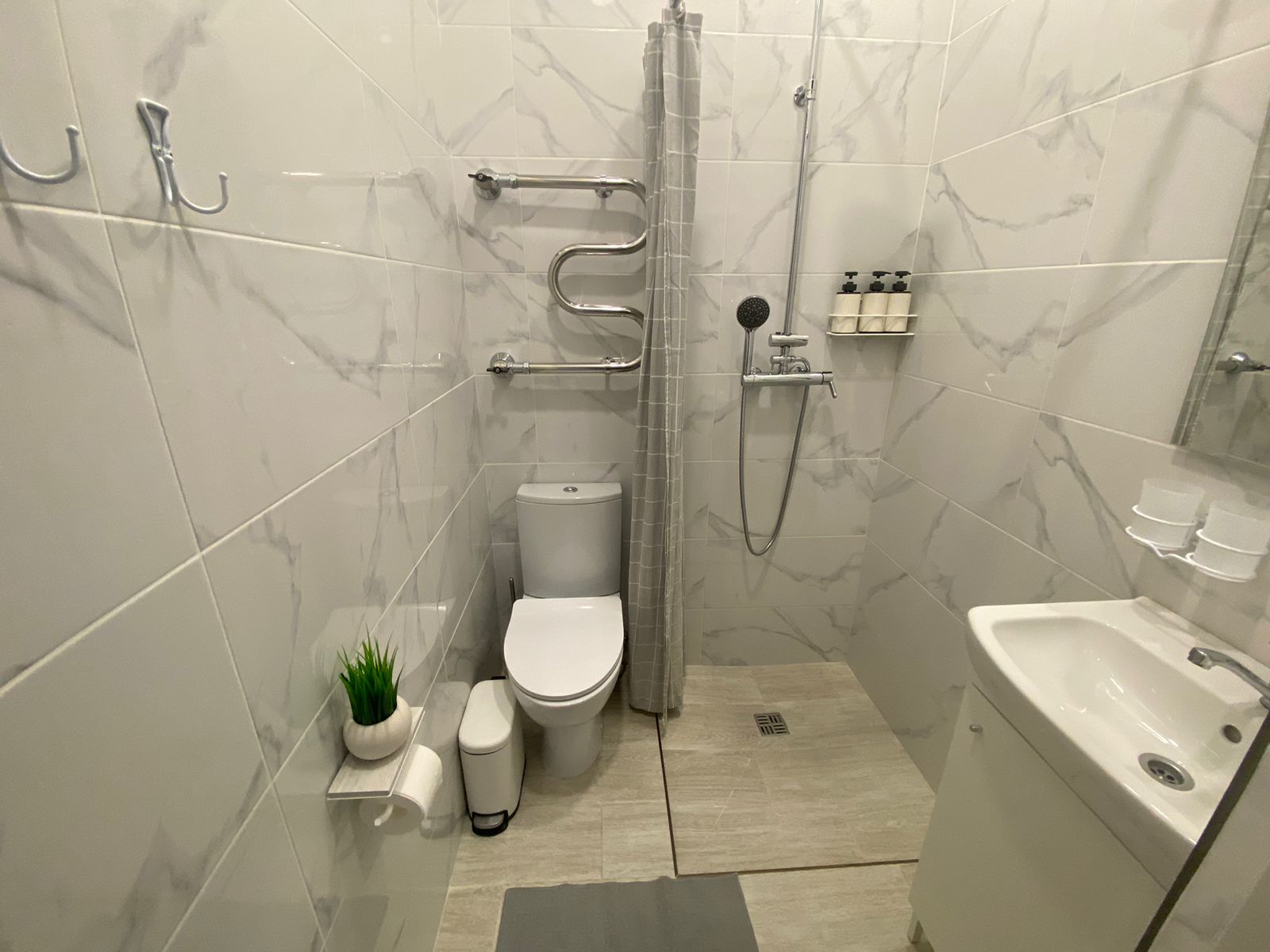 Двухместный номер с 1 кроватью или 2 отдельными кроватями и собственной ванной комнатой