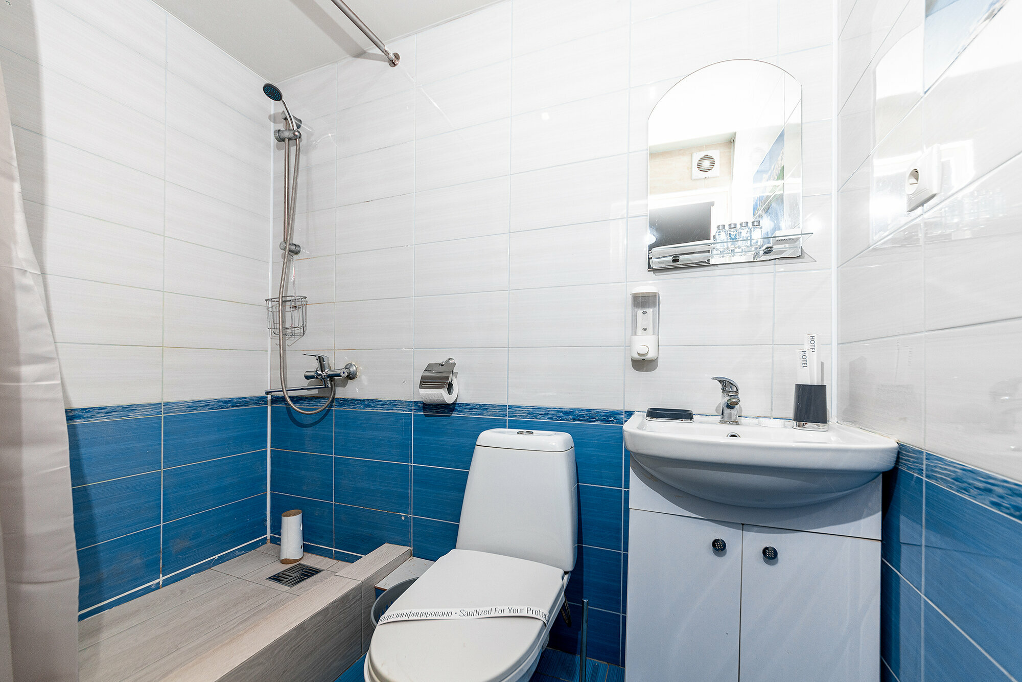 Двухместный номер с 1 кроватью и собственной ванной комнатой