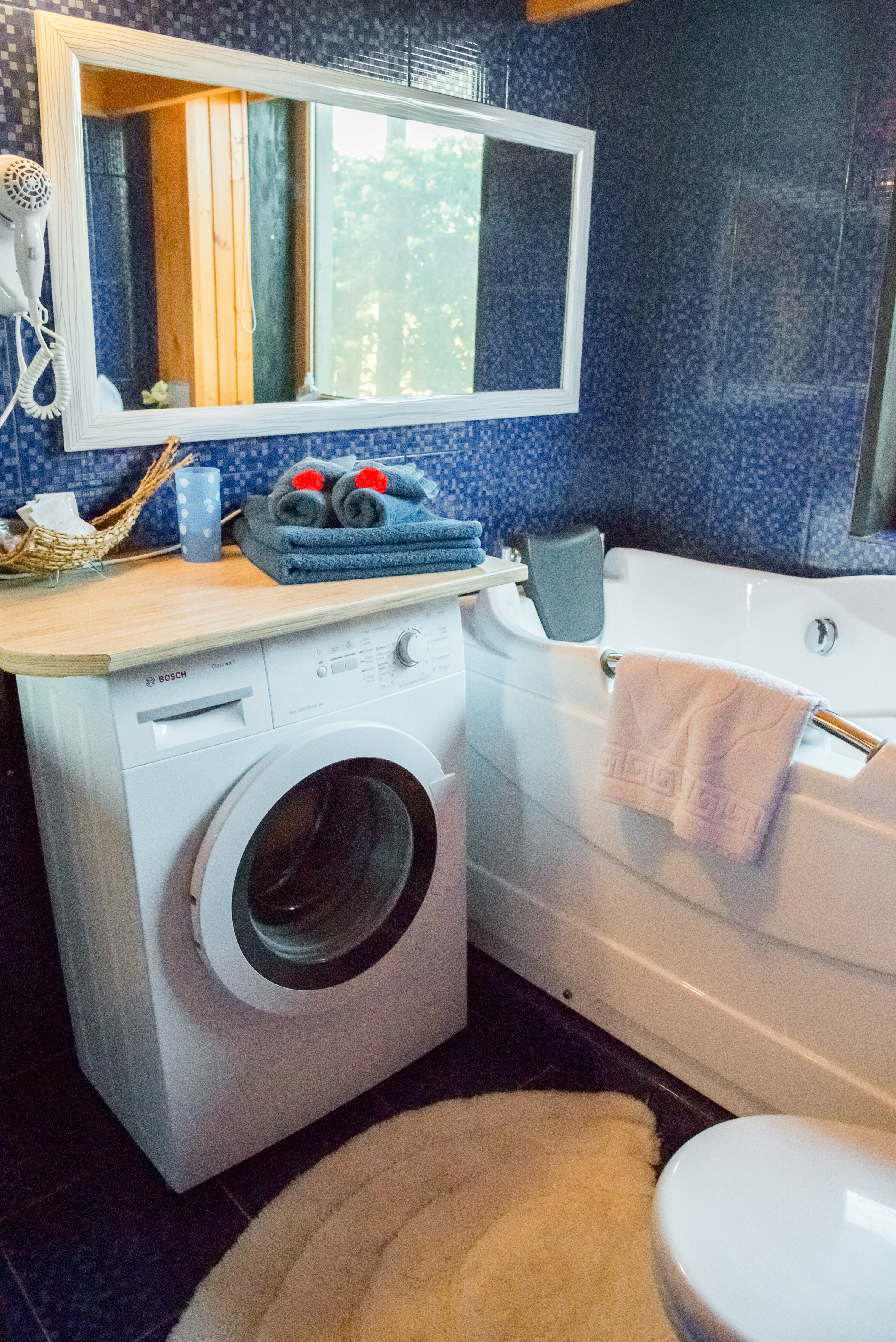 Люкс с кроватью размера "queen-size" и гидромассажной ванной