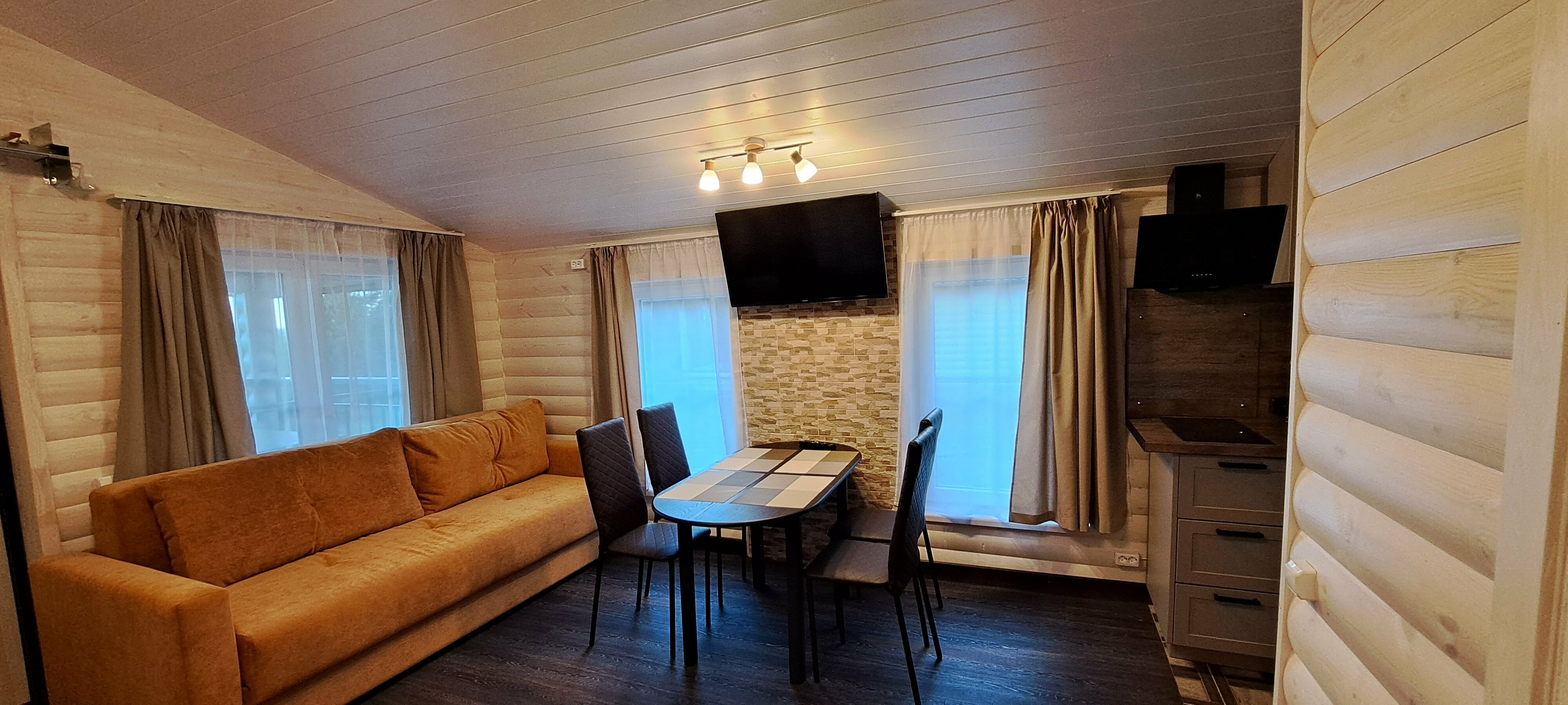 Коттедж Делюкс