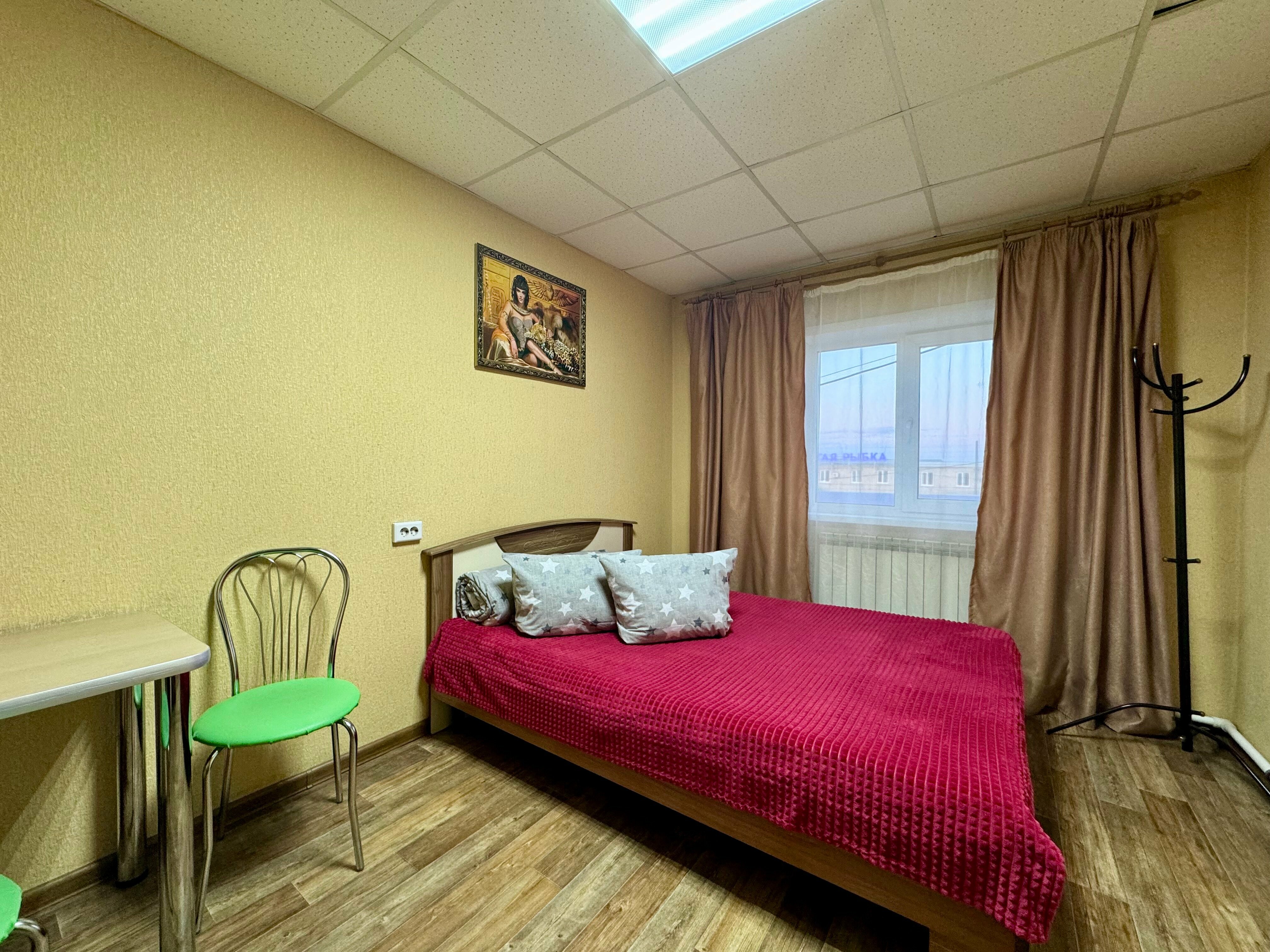 Двухместный номер с 1 кроватью и общей ванной комнатой