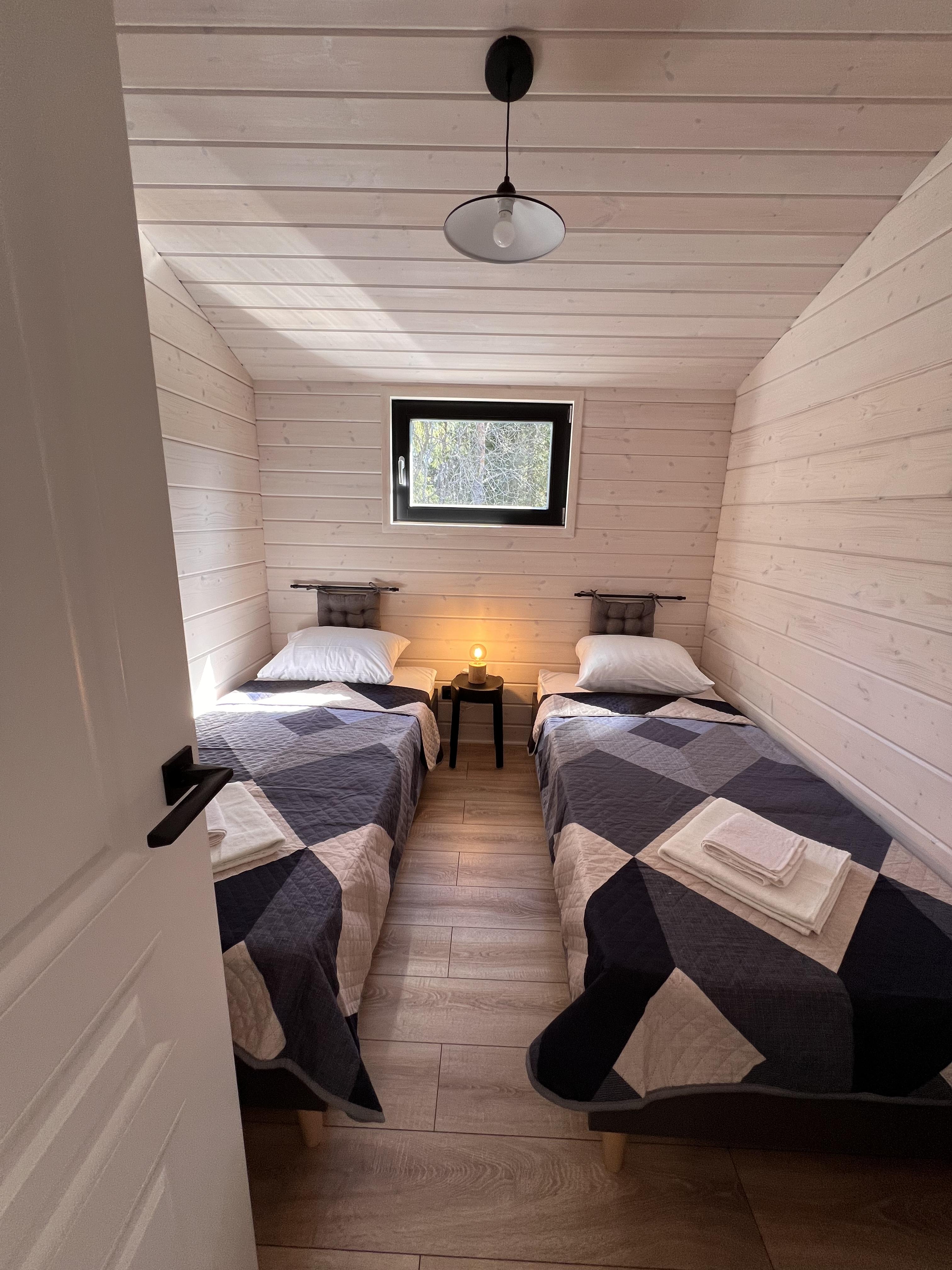 Коттедж с видом на озеро