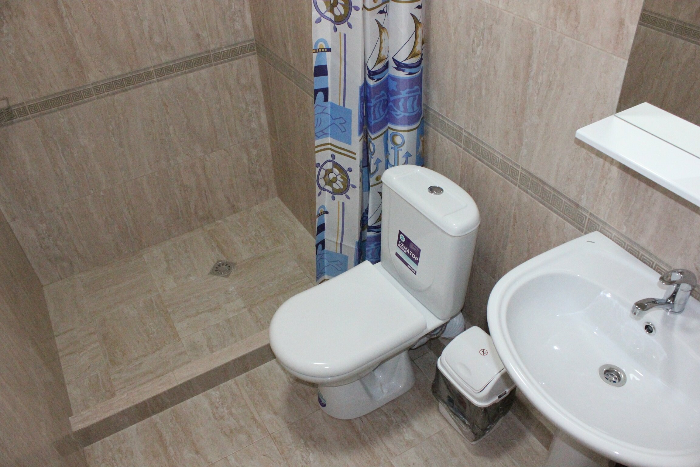 Семейный номер с видом на горы