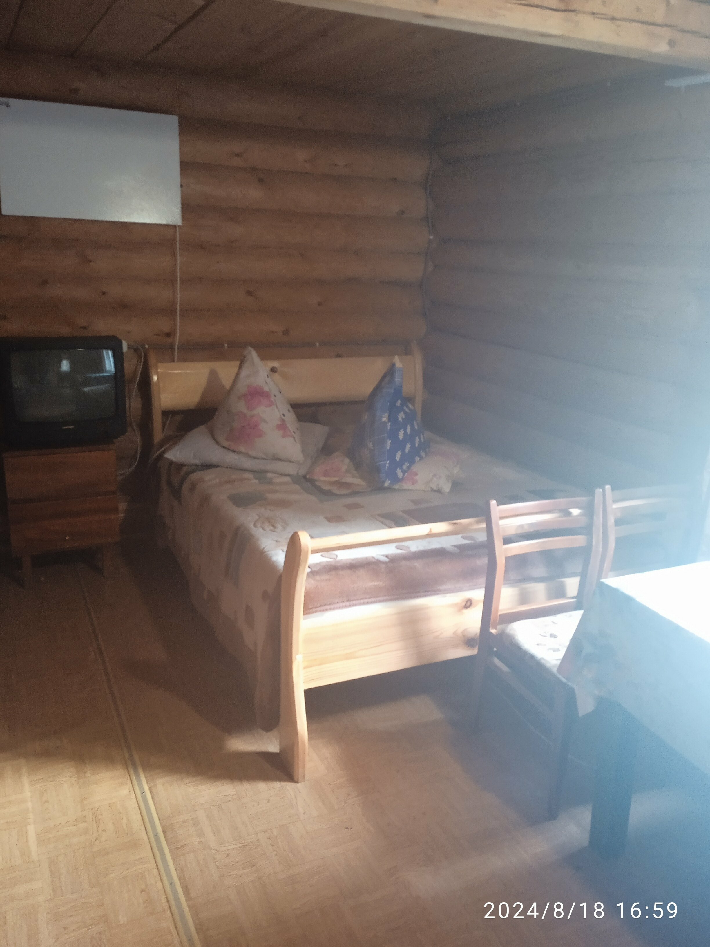 Cемейный номер с собственной ванной комнатой