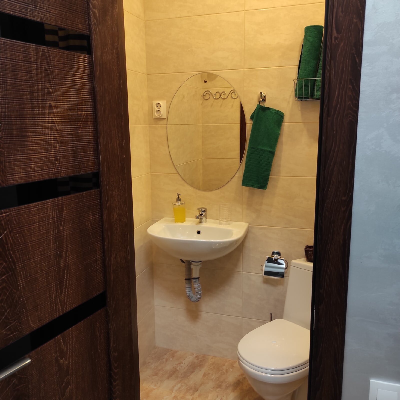 Cемейный номер с собственной ванной комнатой