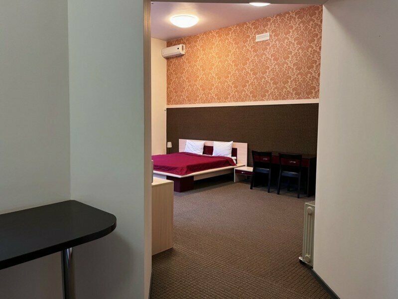 Улучшенный номер с кроватью размера «queen-size»