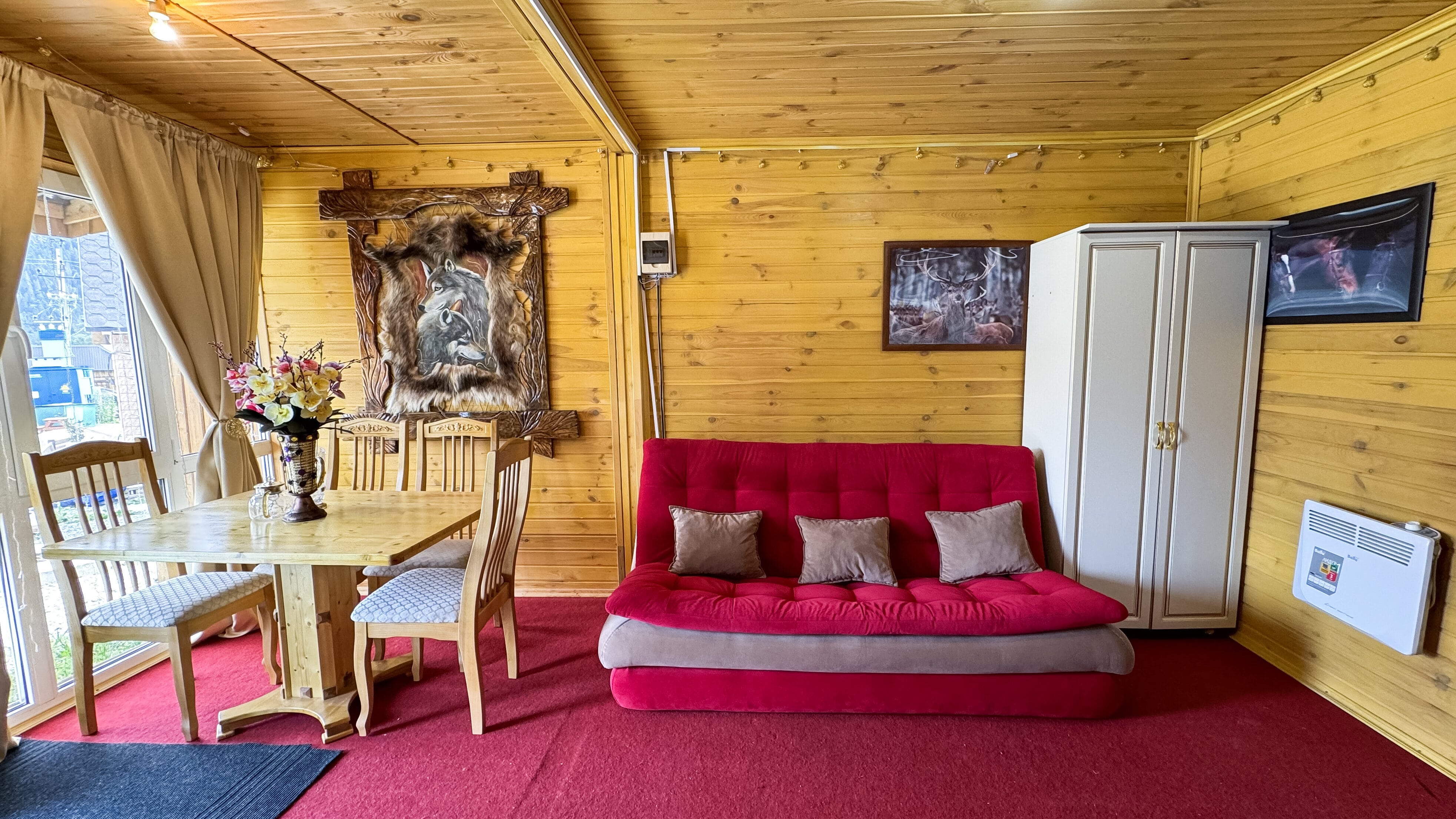 Трехкомнатный одноэтажный домик без кухни | на территории гостевого дома