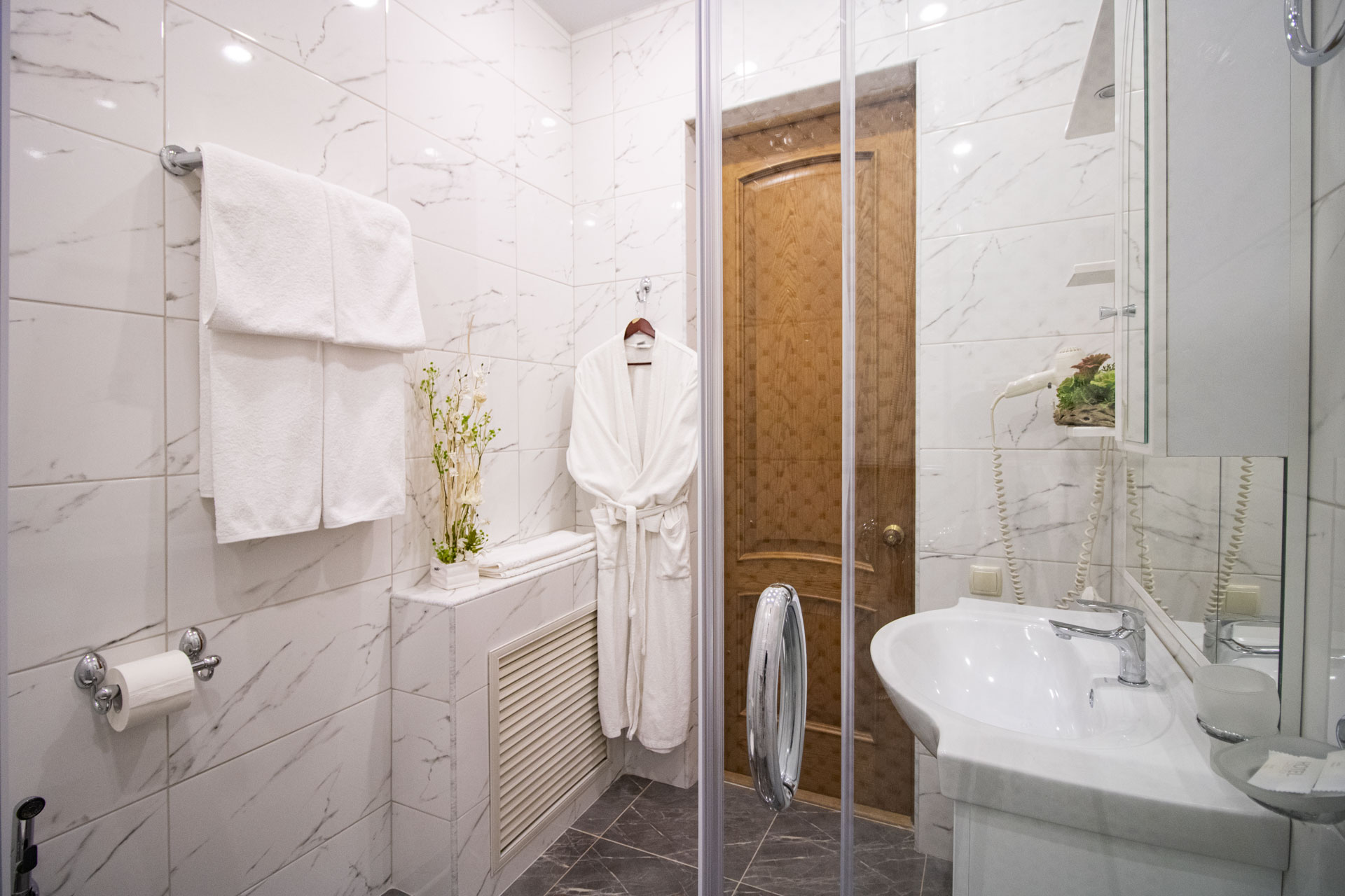 Трехместный номер Делюкс